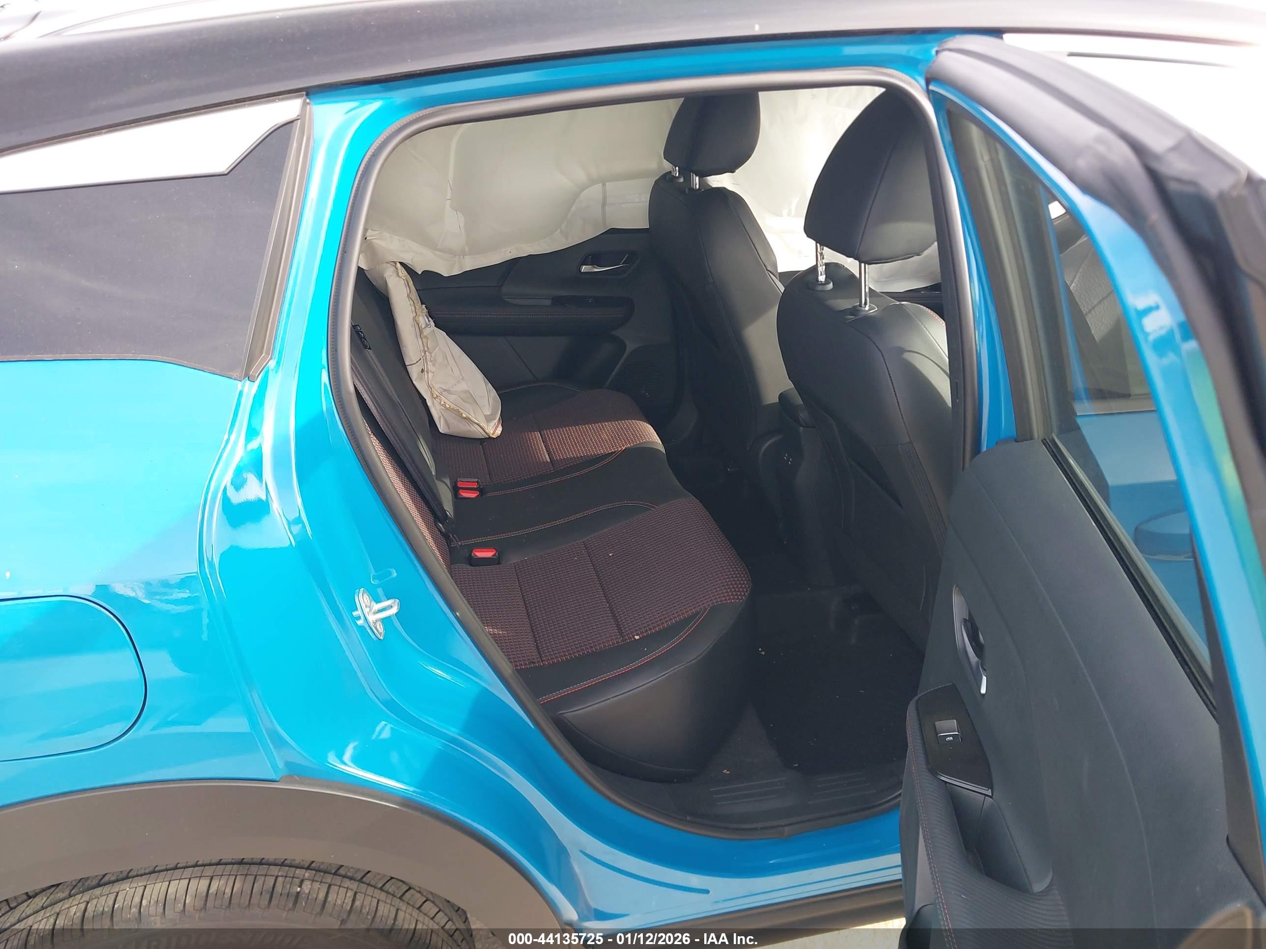 NISSAN KICKS image 8
