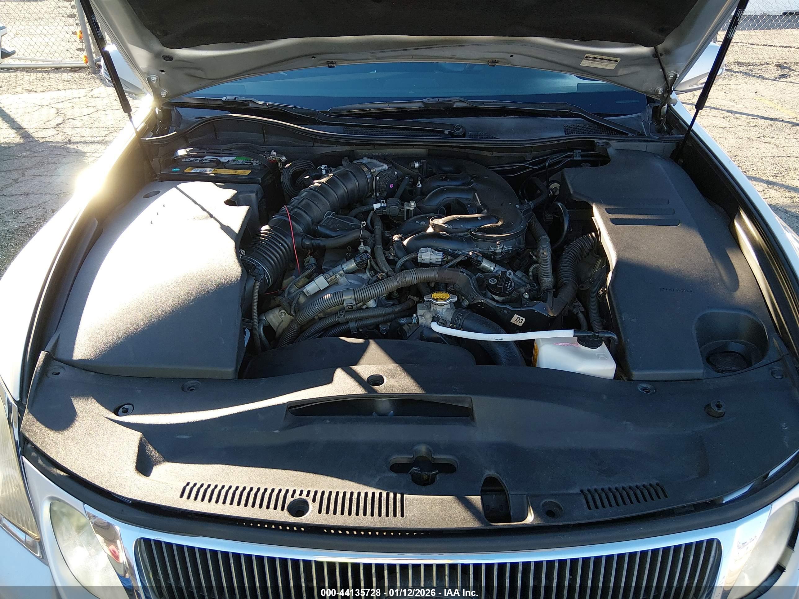 LEXUS GS image 10