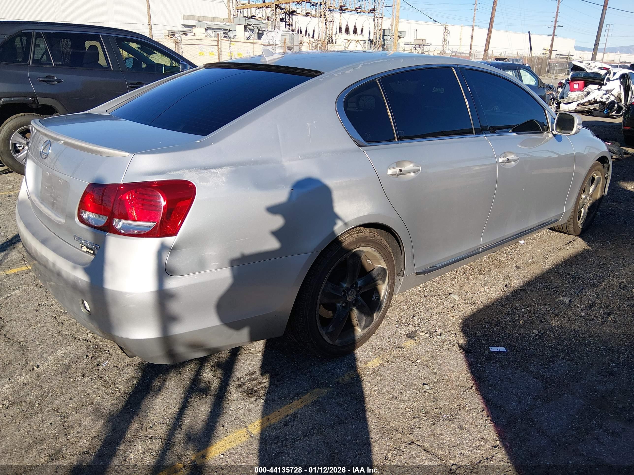 LEXUS GS image 4