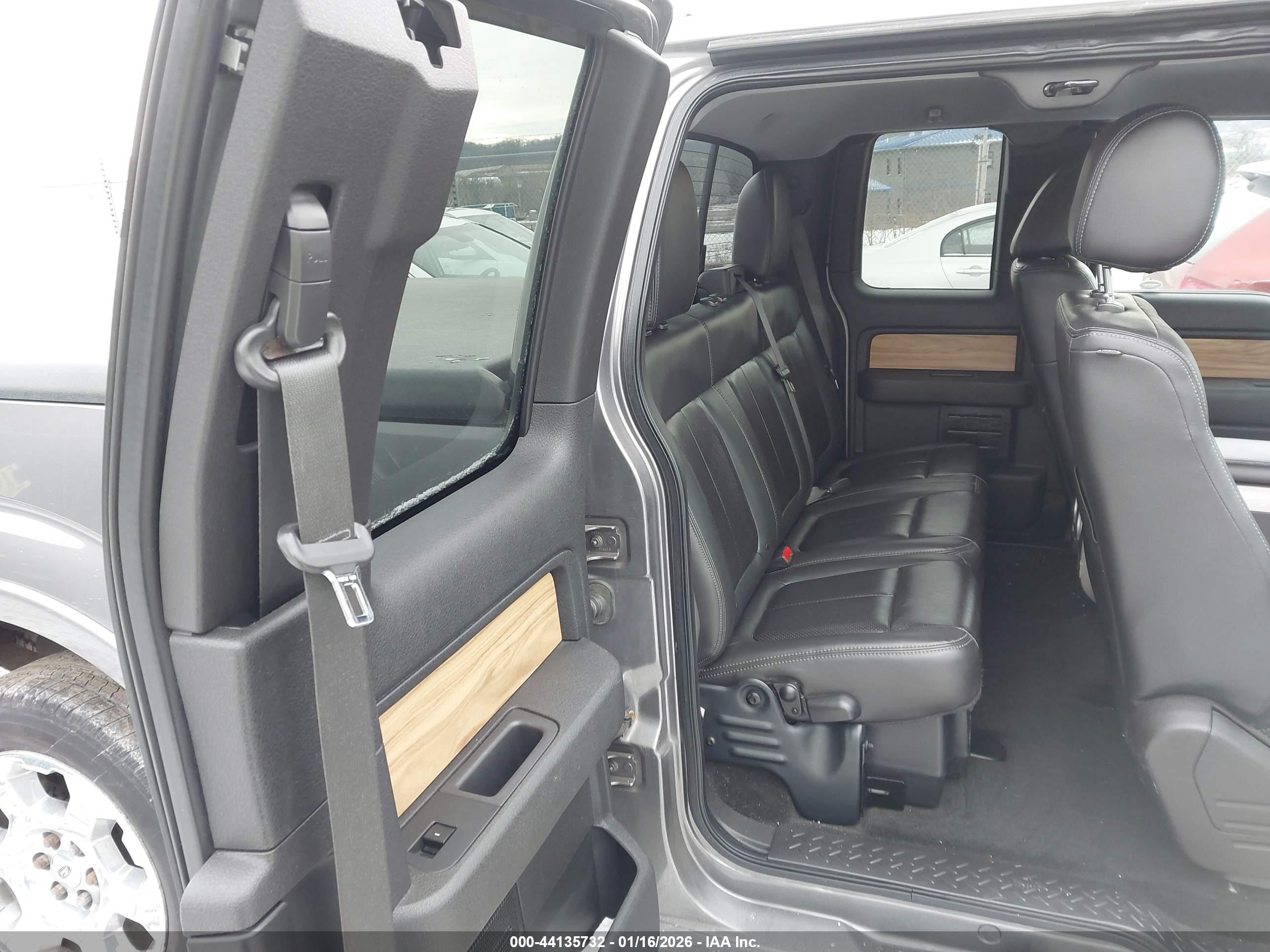 FORD F-150 image 8
