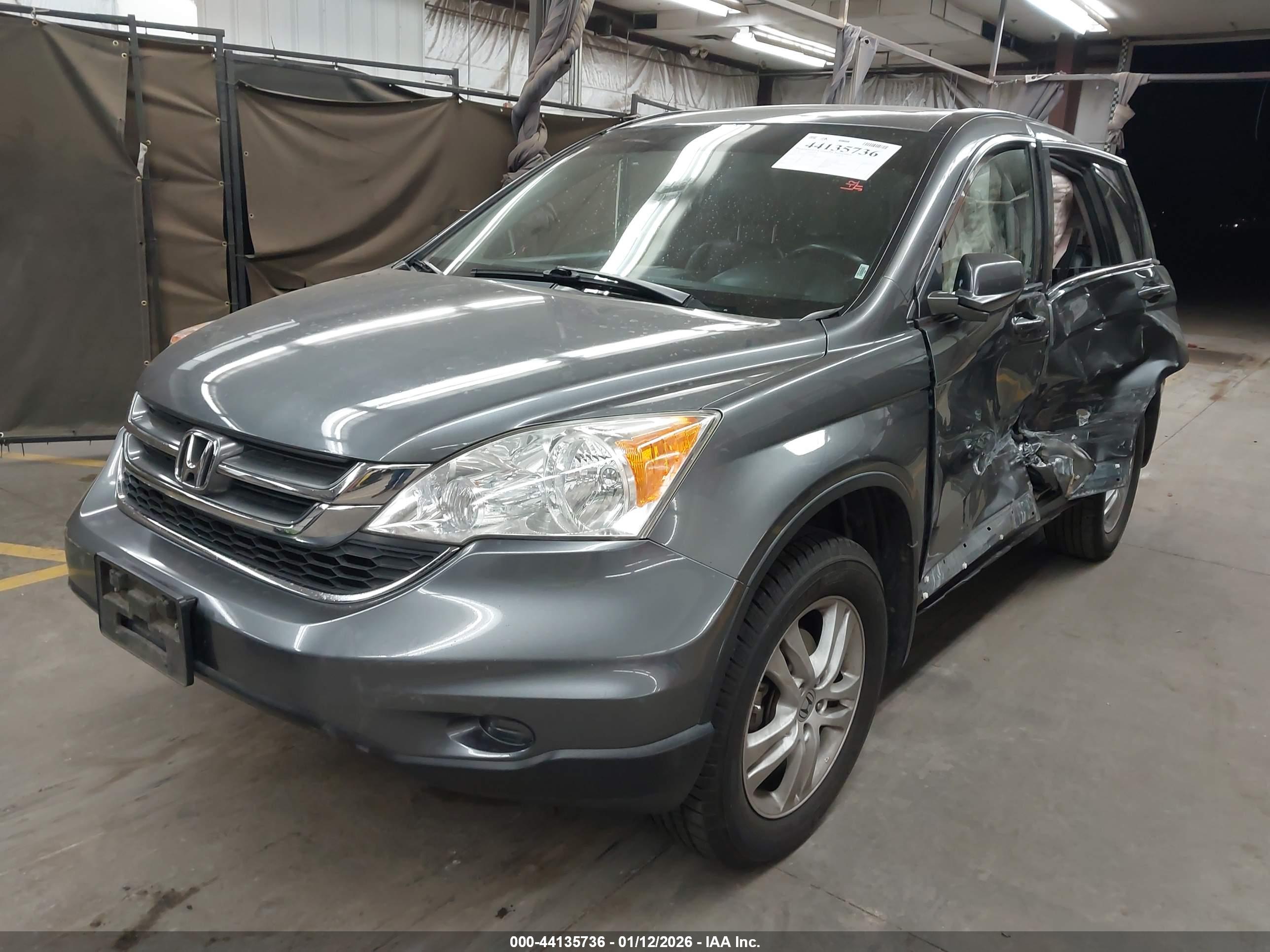 HONDA CR-V image 2