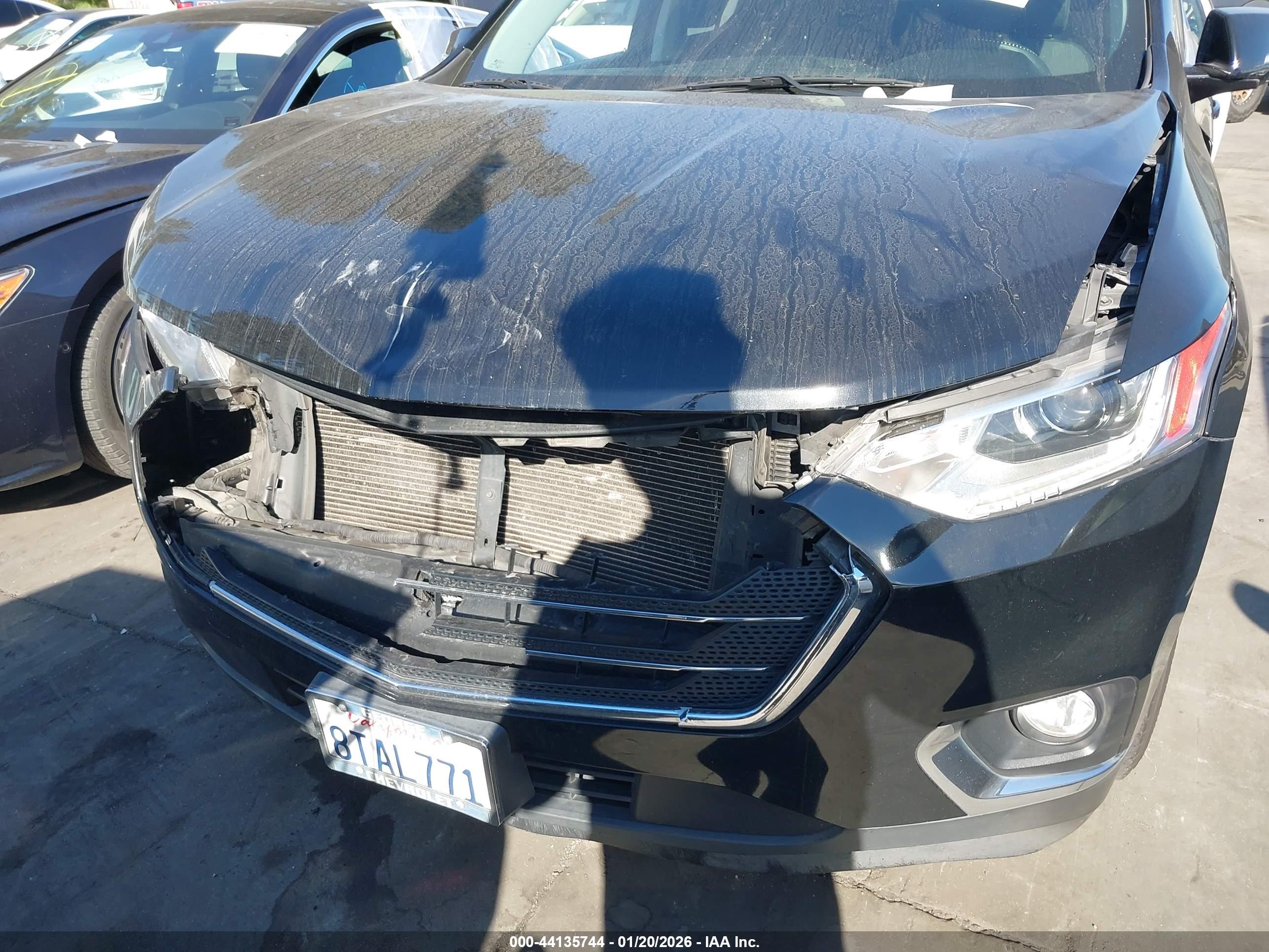 CHEVROLET TRAVERSE image 6