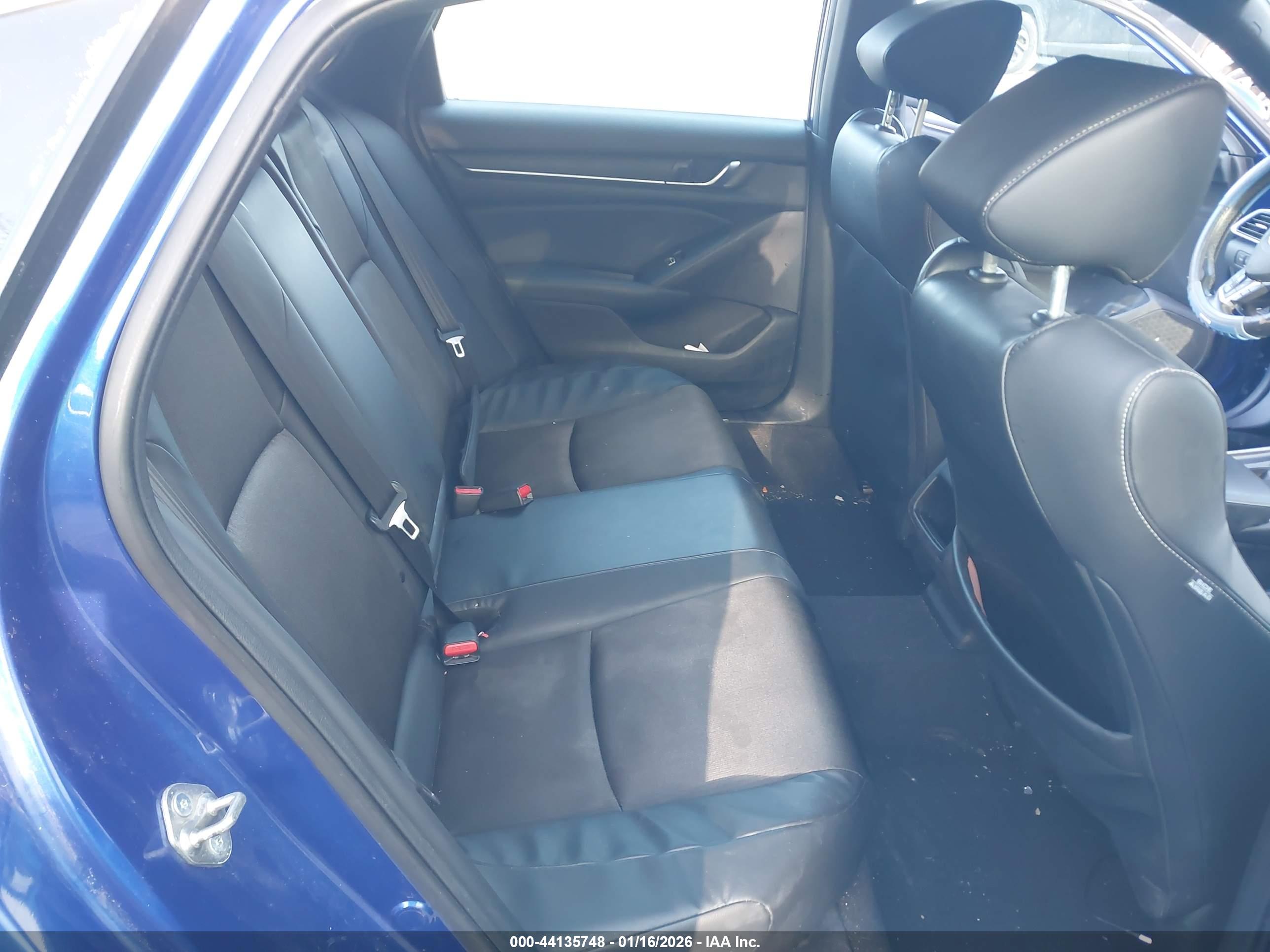HONDA ACCORD image 8