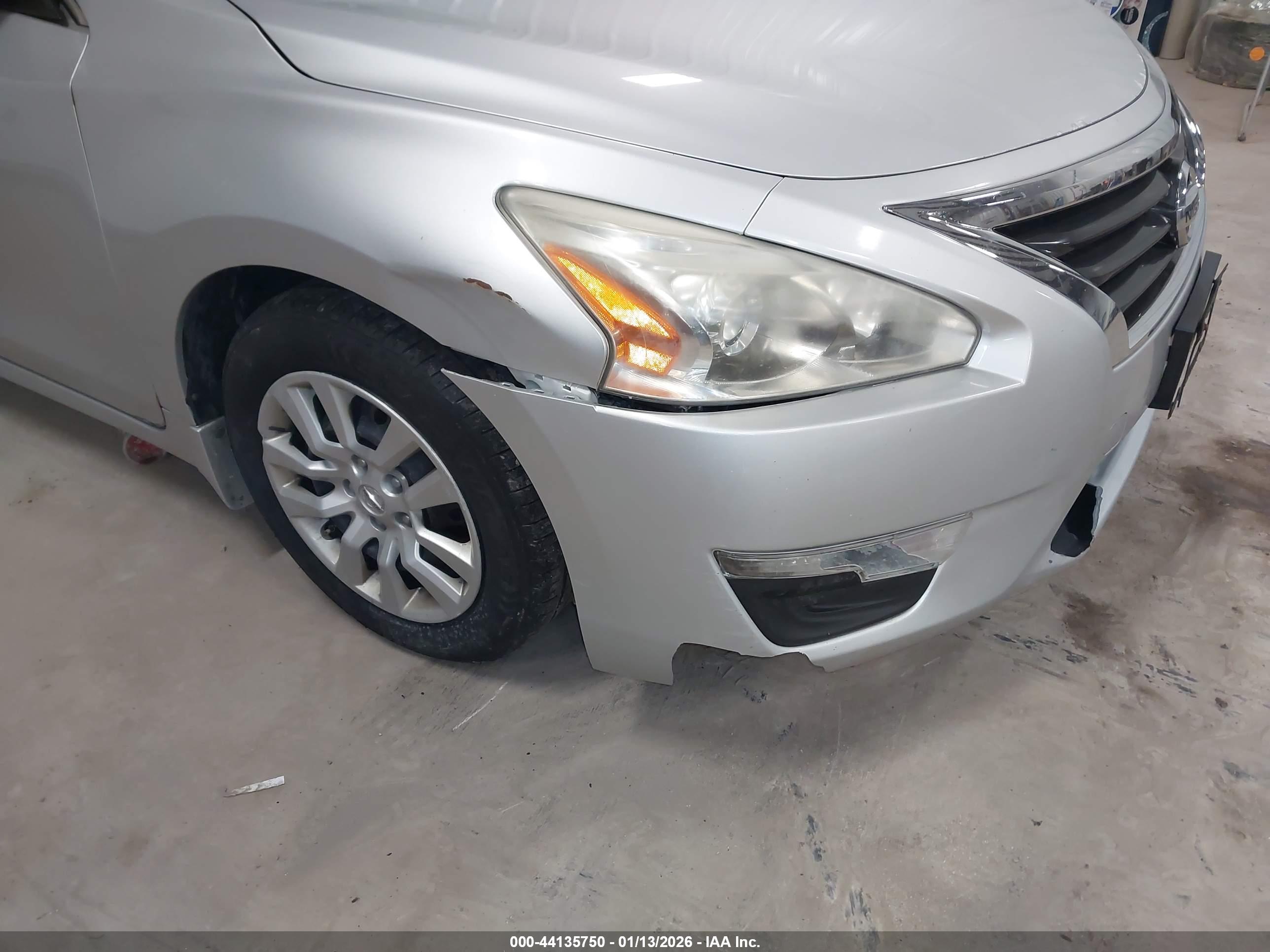 NISSAN ALTIMA image 6