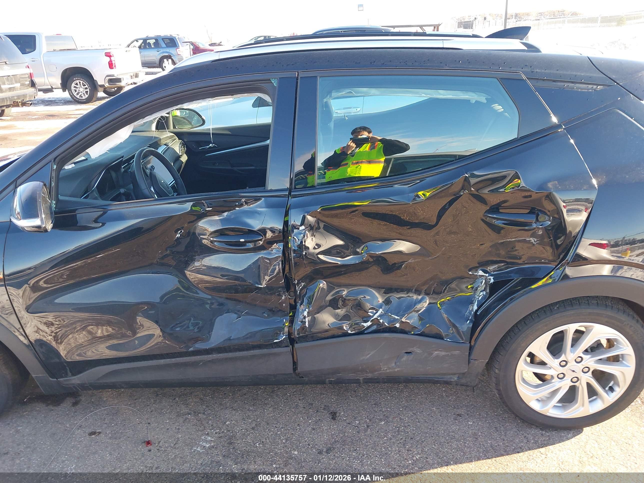 CHEVROLET BOLT image 6