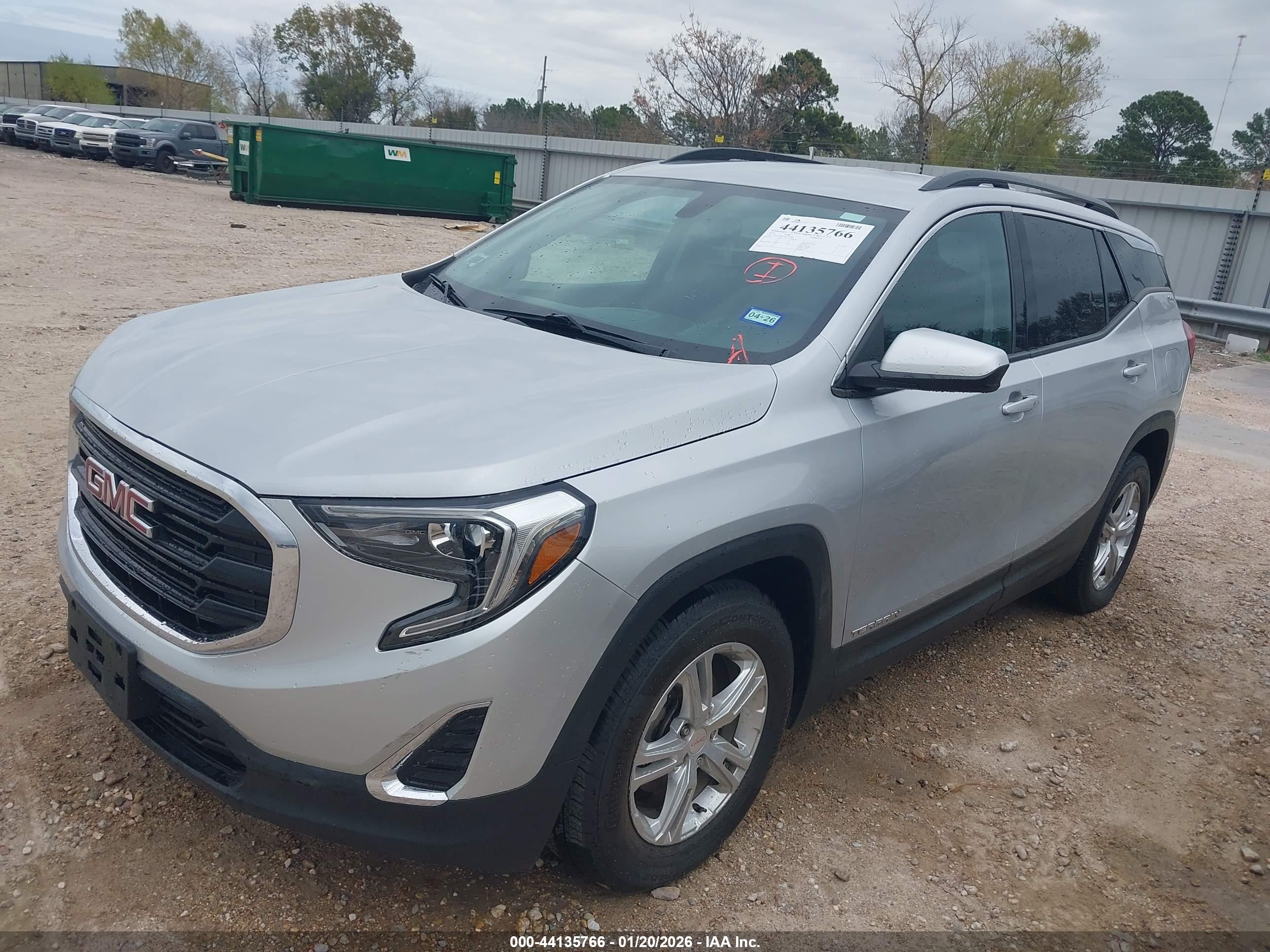 GMC TERRAIN image 2
