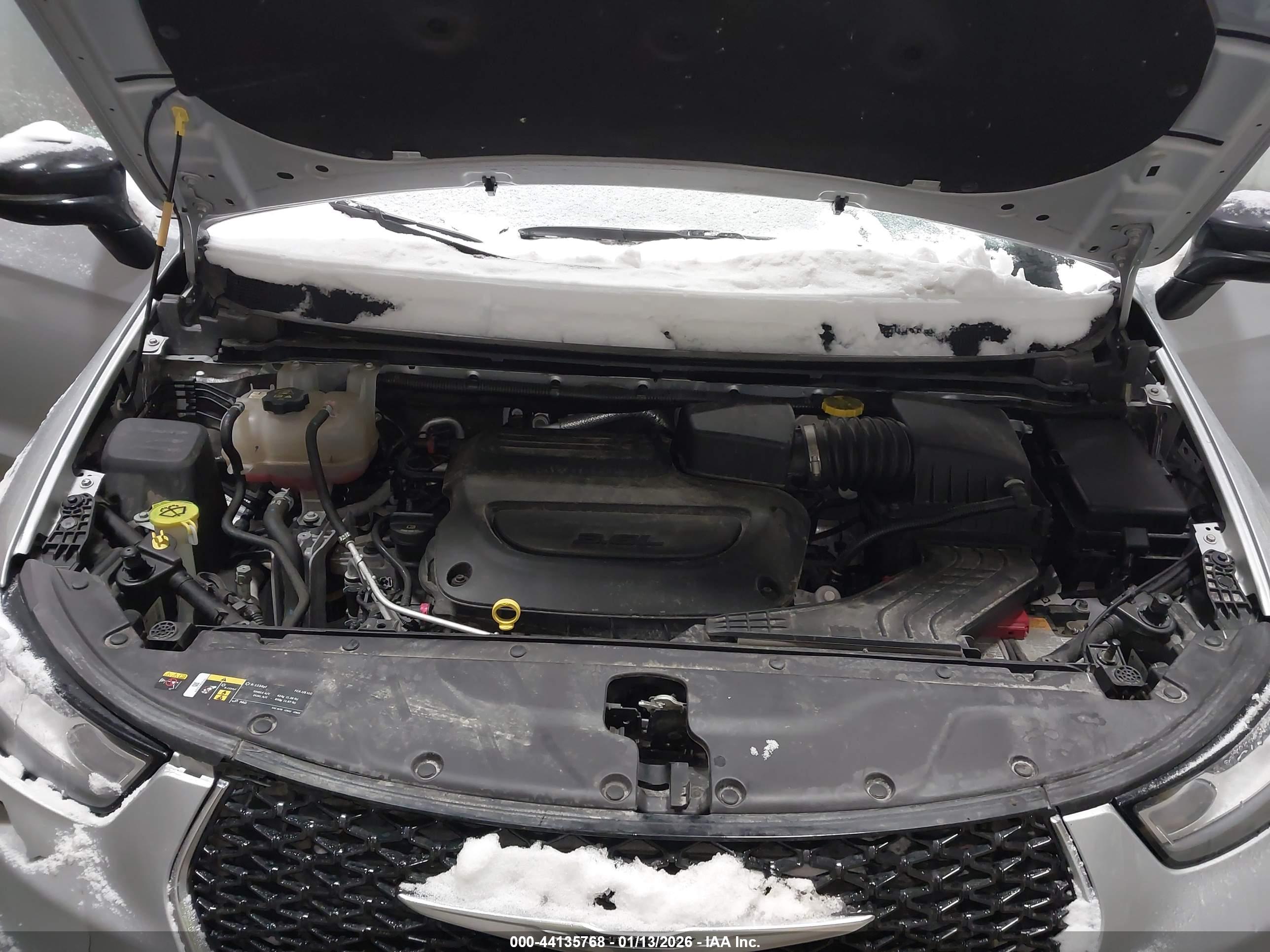 CHRYSLER PACIFICA image 10