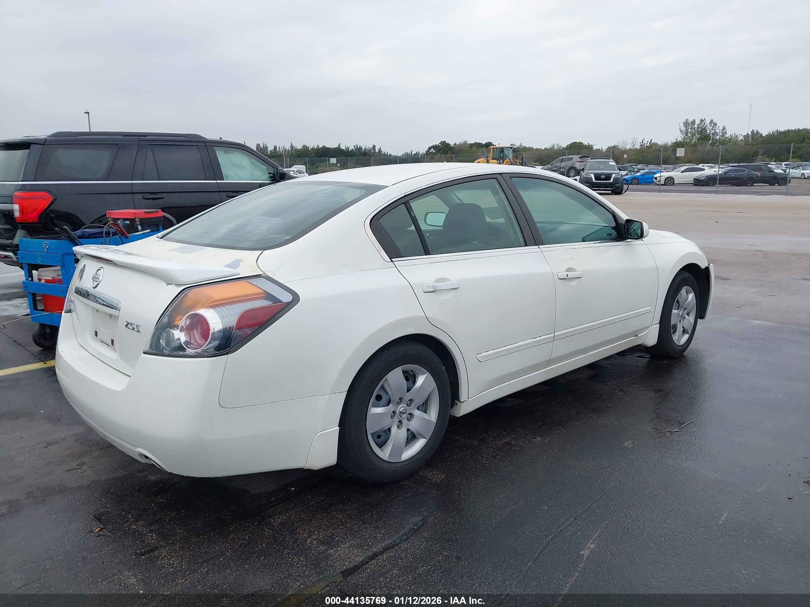 NISSAN ALTIMA image 4