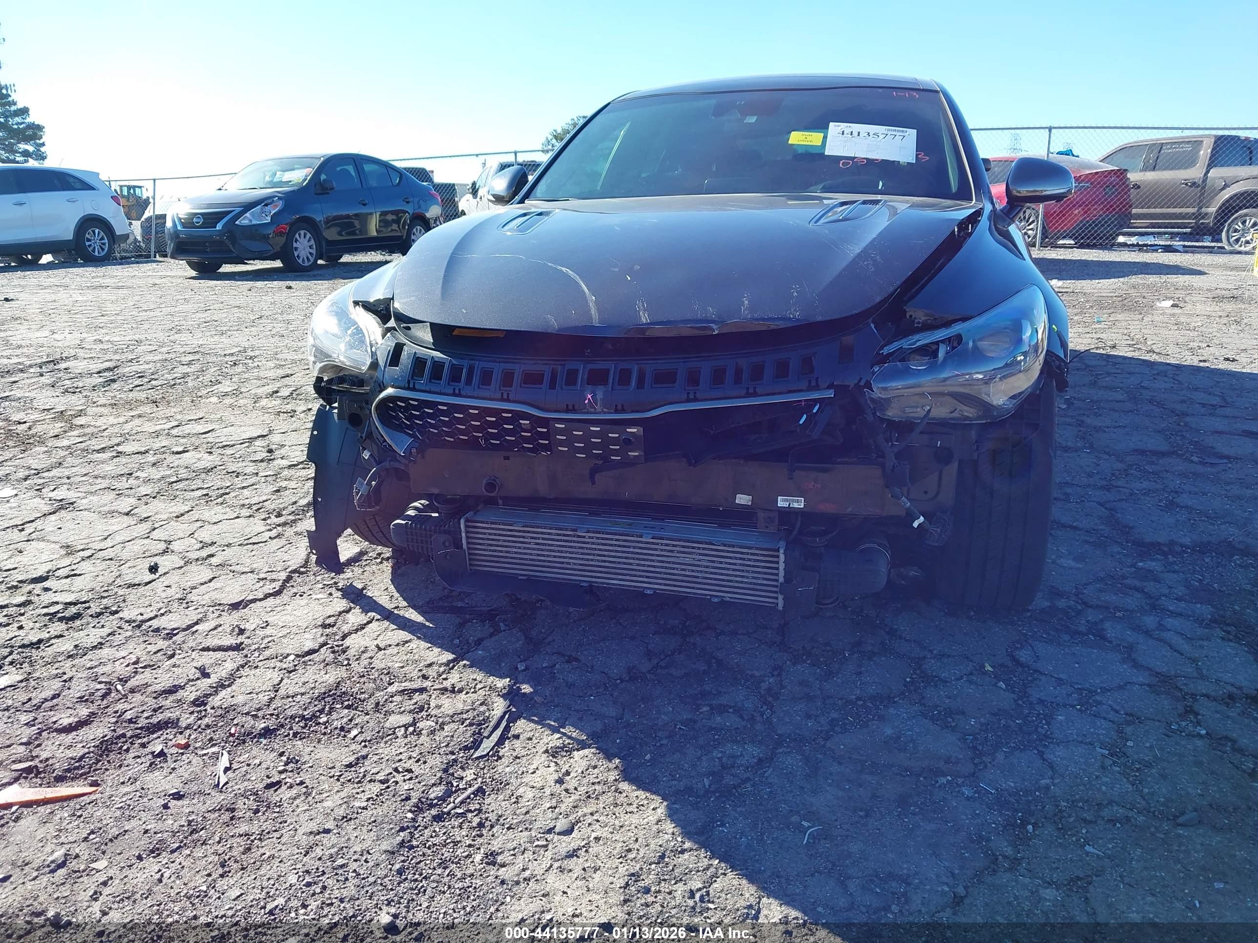KIA STINGER image 6