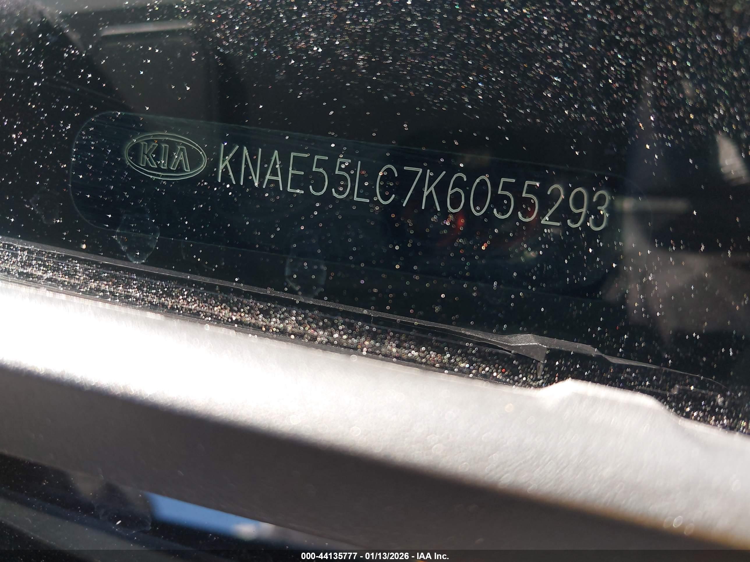 KIA STINGER image 9