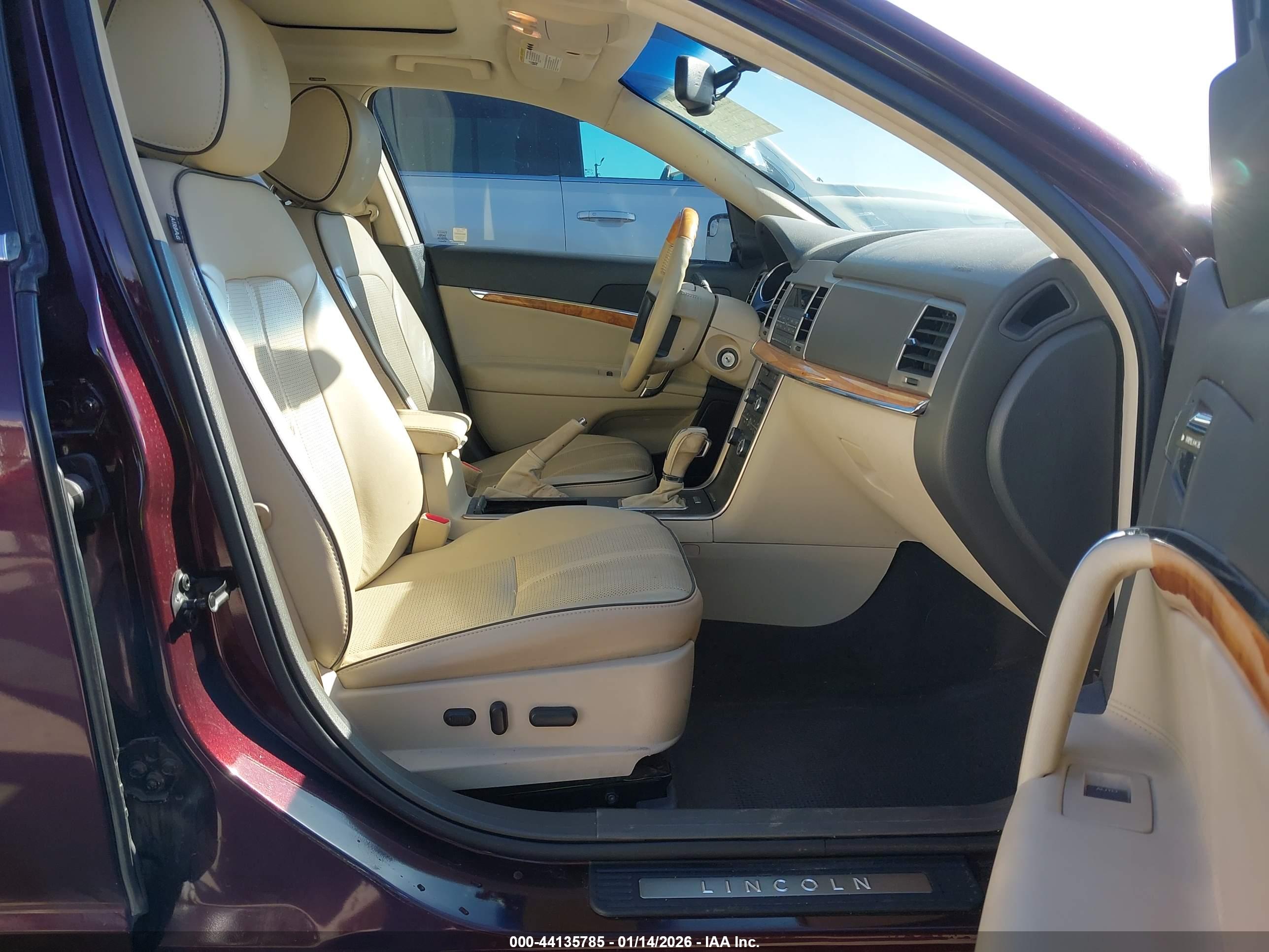 LINCOLN MKZ image 5