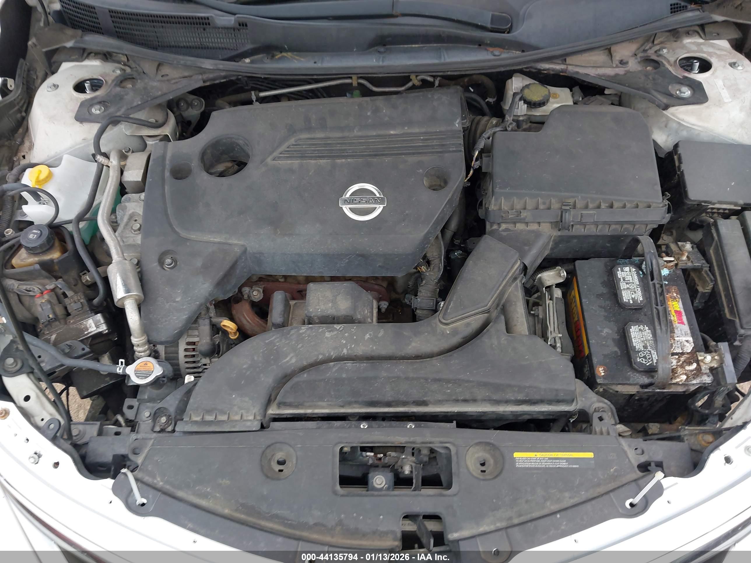 NISSAN ALTIMA image 10