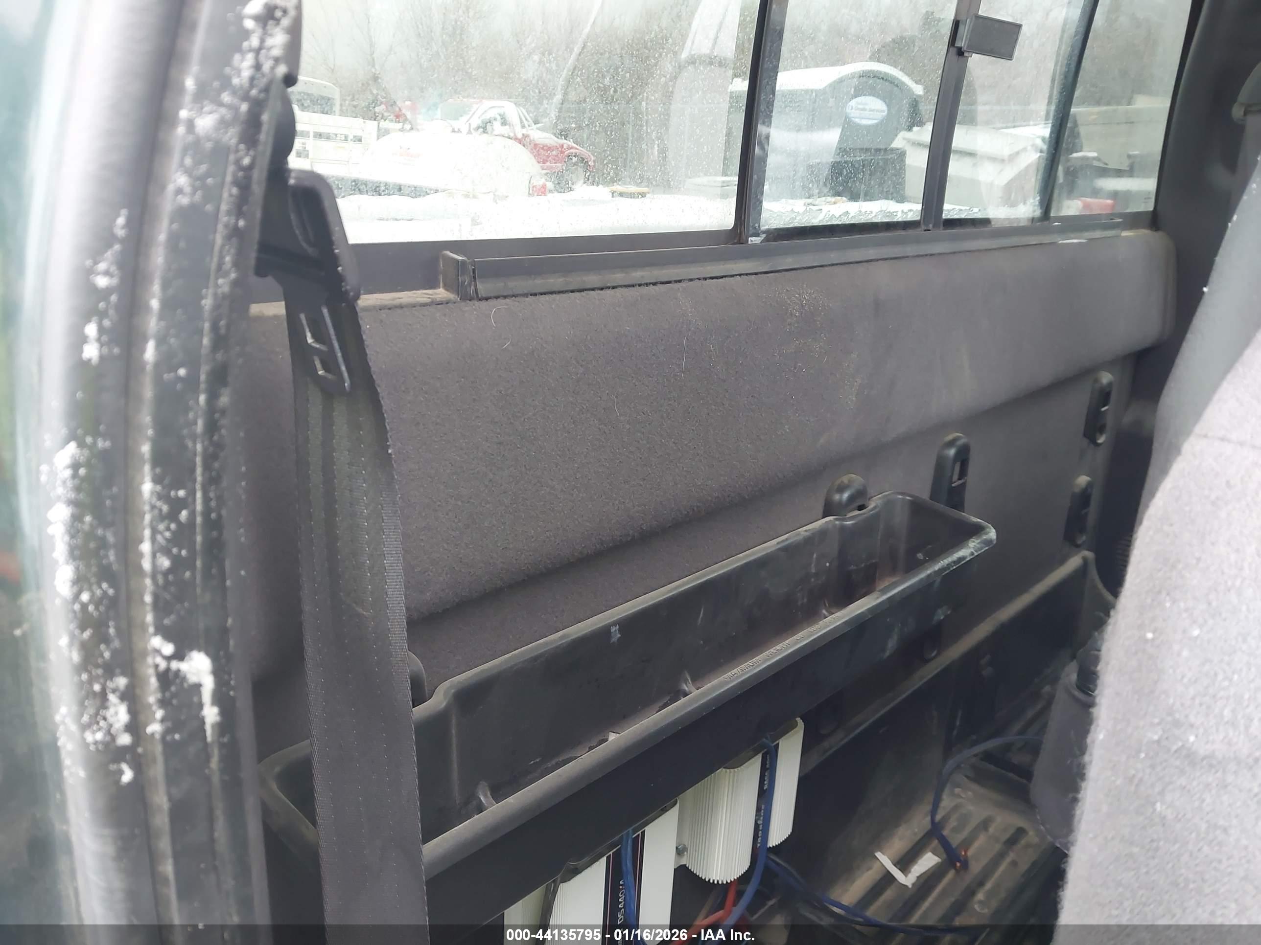 DODGE RAM image 8