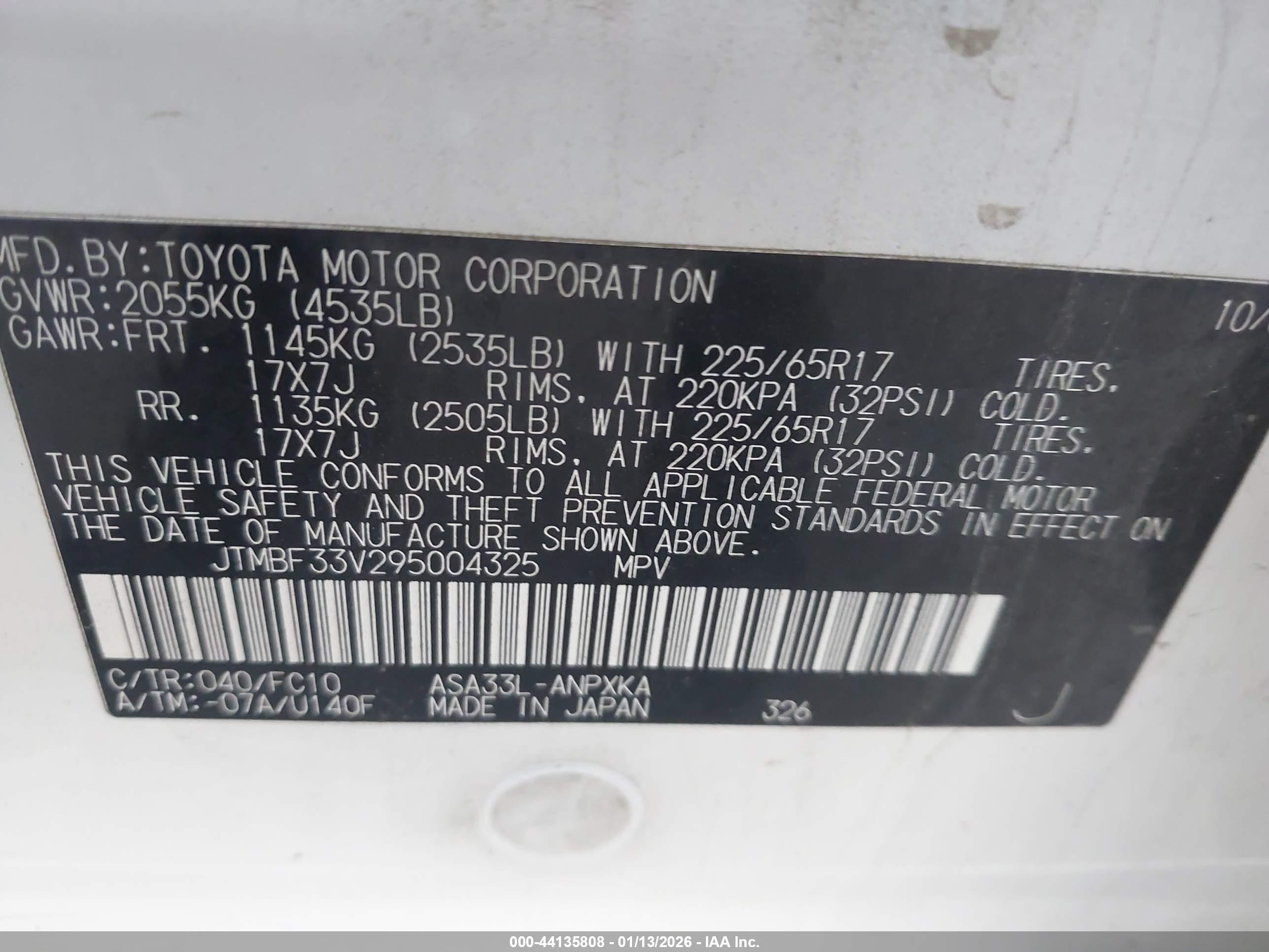 TOYOTA RAV4 image 9