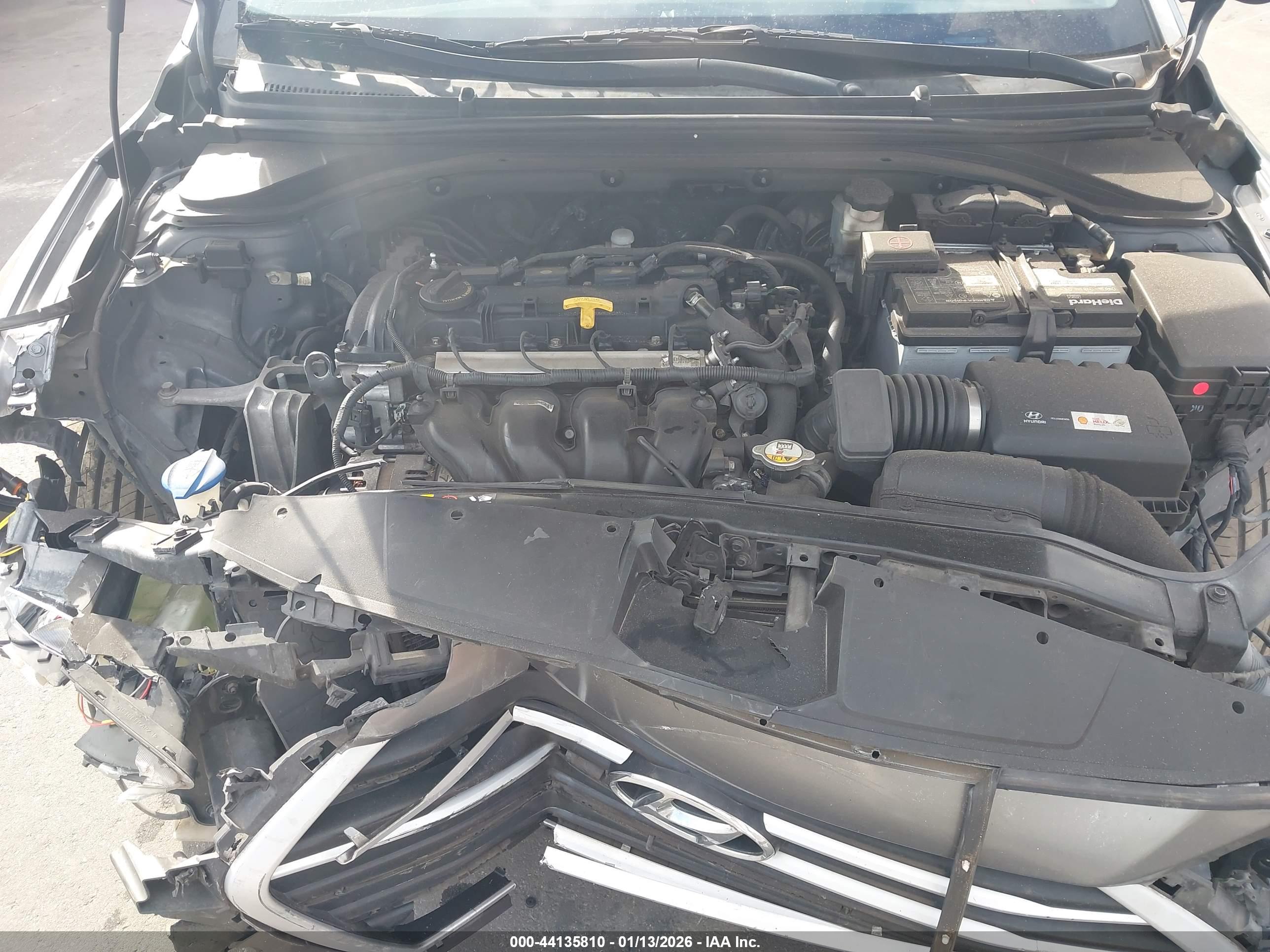 HYUNDAI ELANTRA image 10