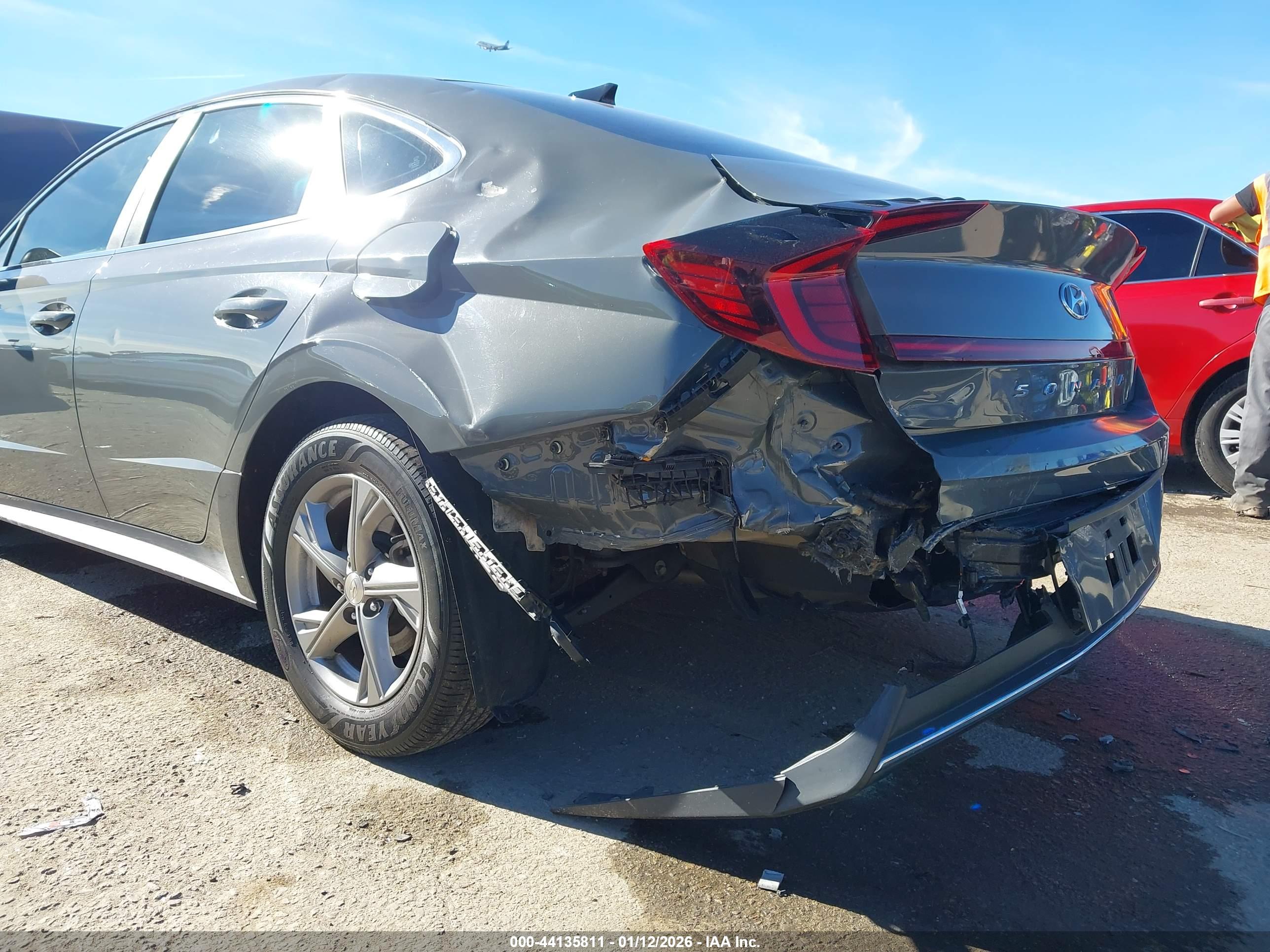 HYUNDAI SONATA image 6