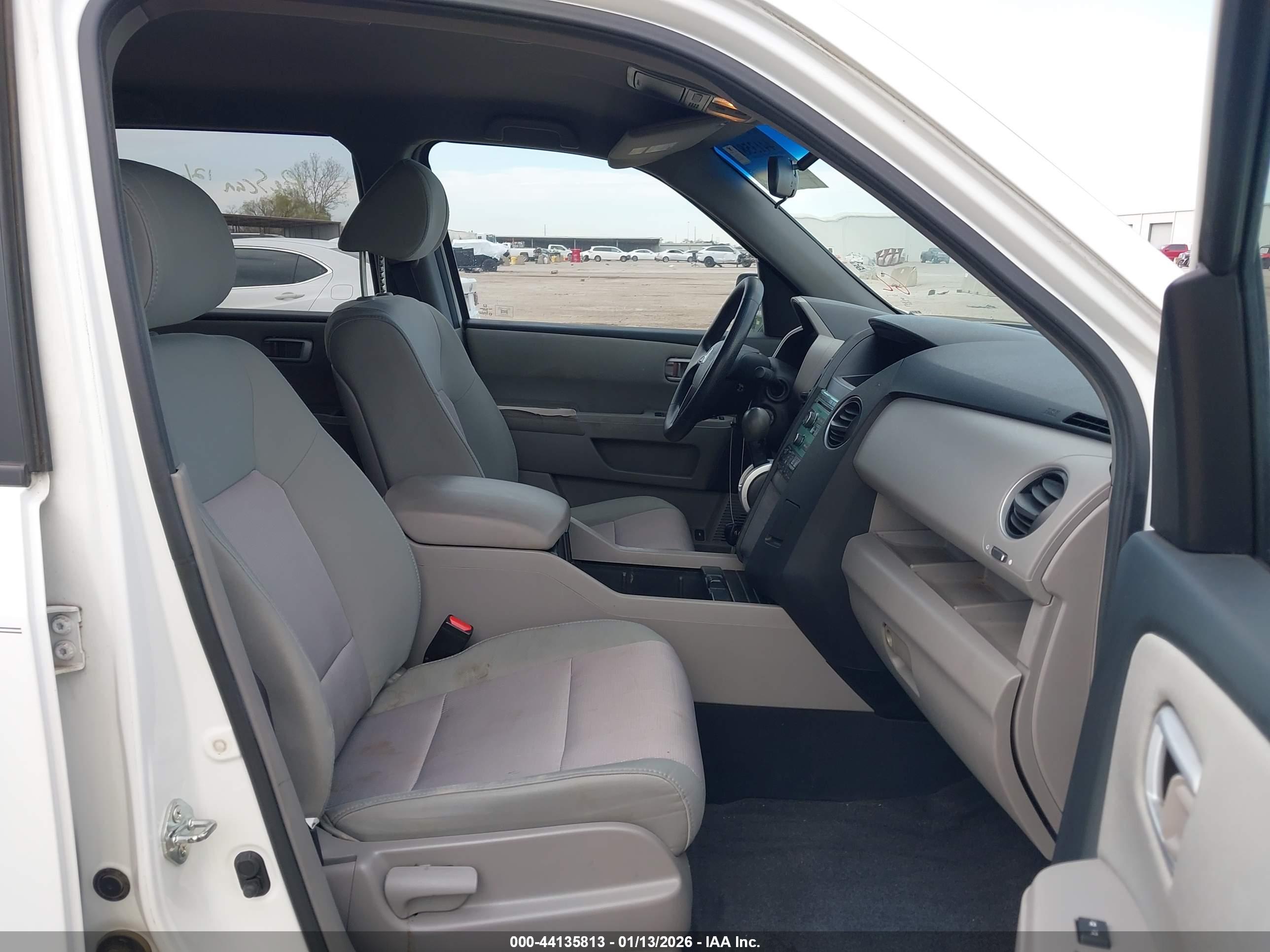 HONDA PILOT image 5