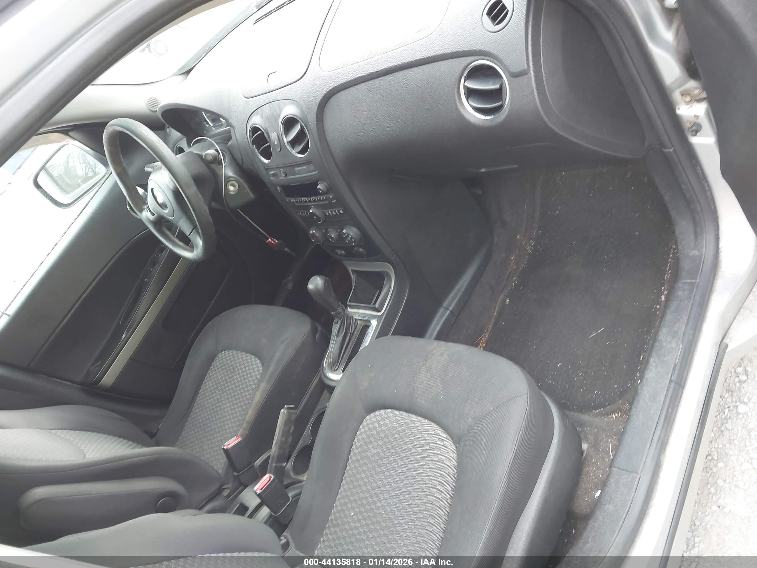 CHEVROLET HHR image 5