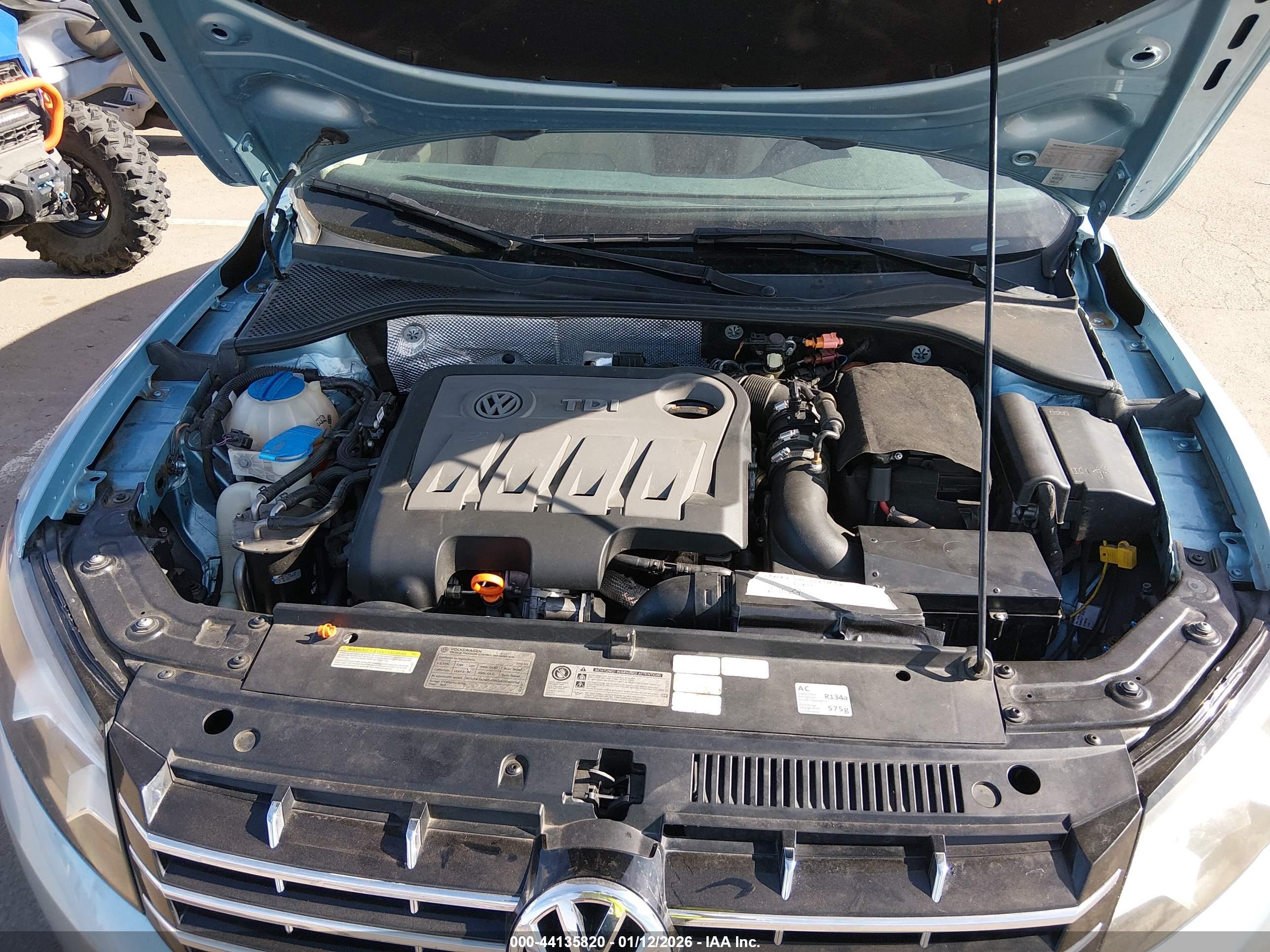 VOLKSWAGEN PASSAT image 10