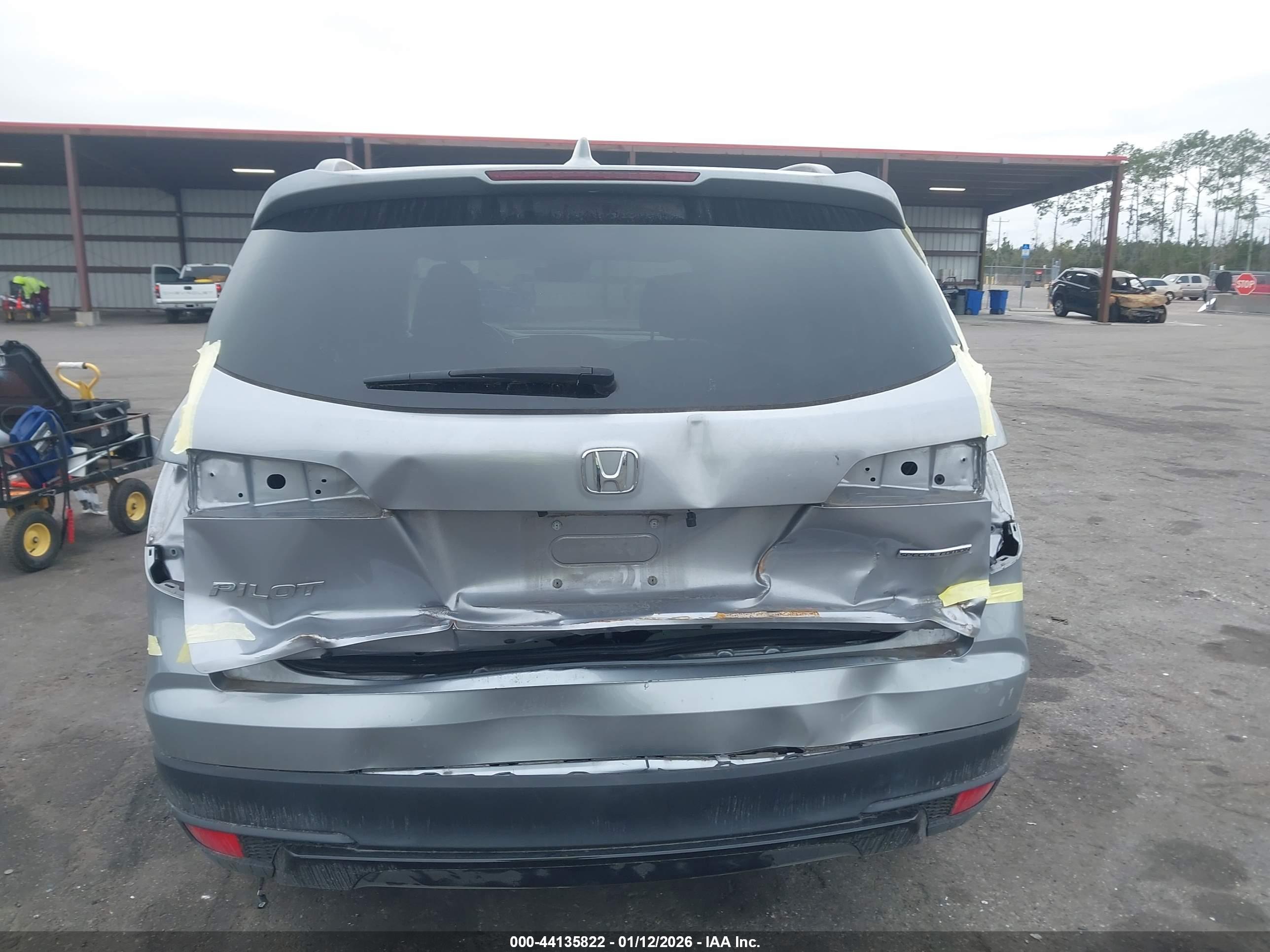 HONDA PILOT image 6