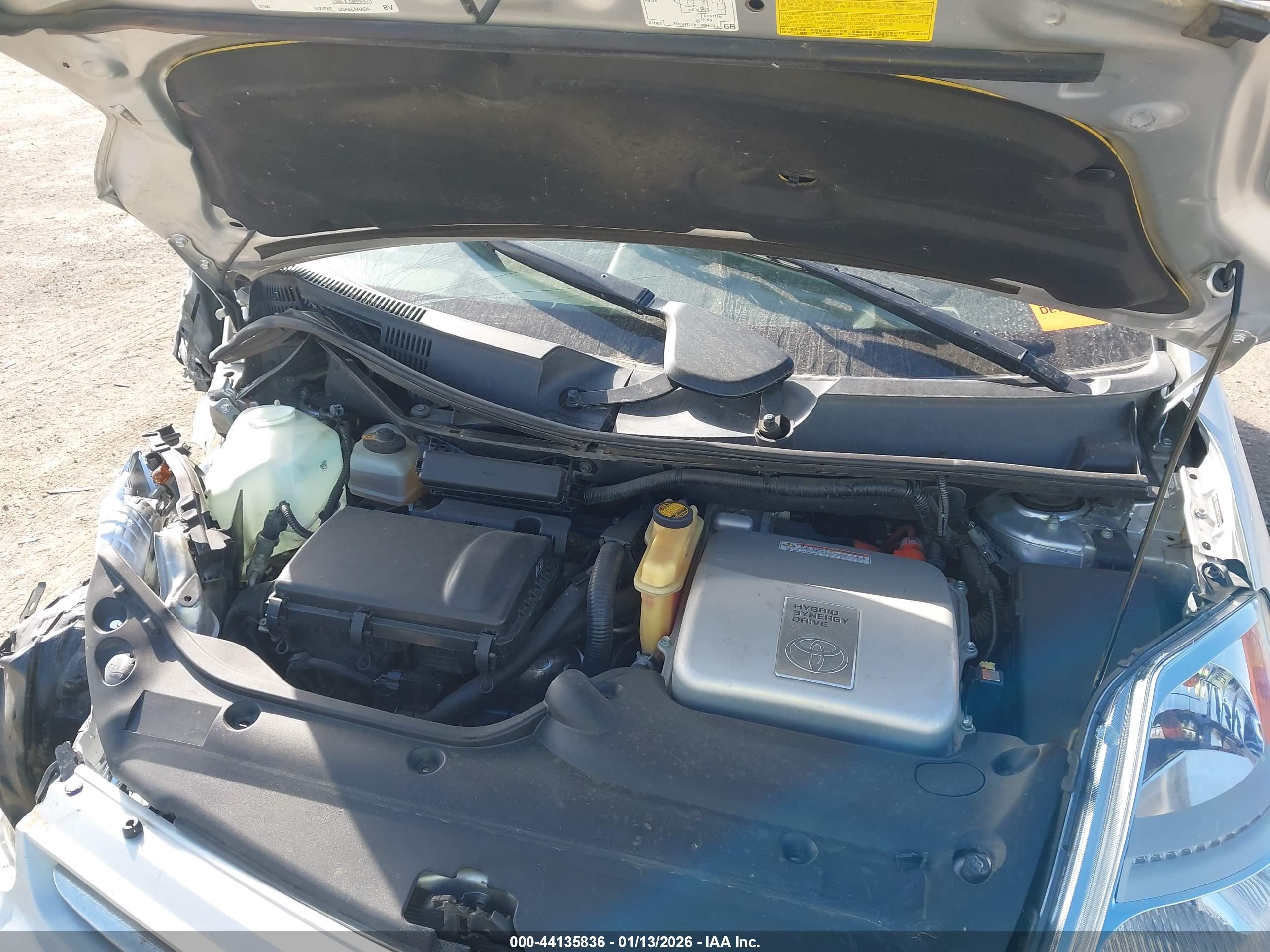 TOYOTA PRIUS image 10