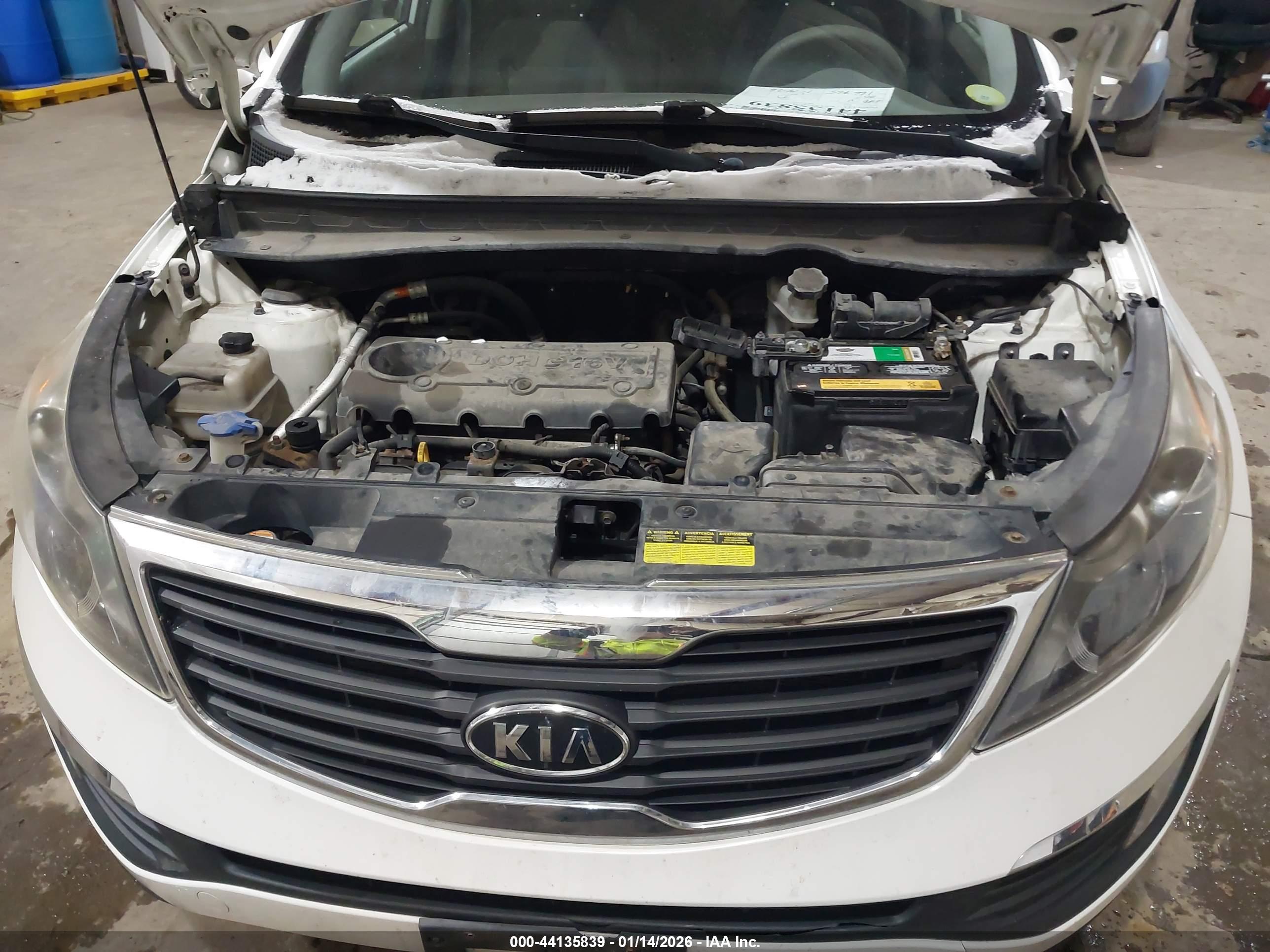 KIA SPORTAGE image 10