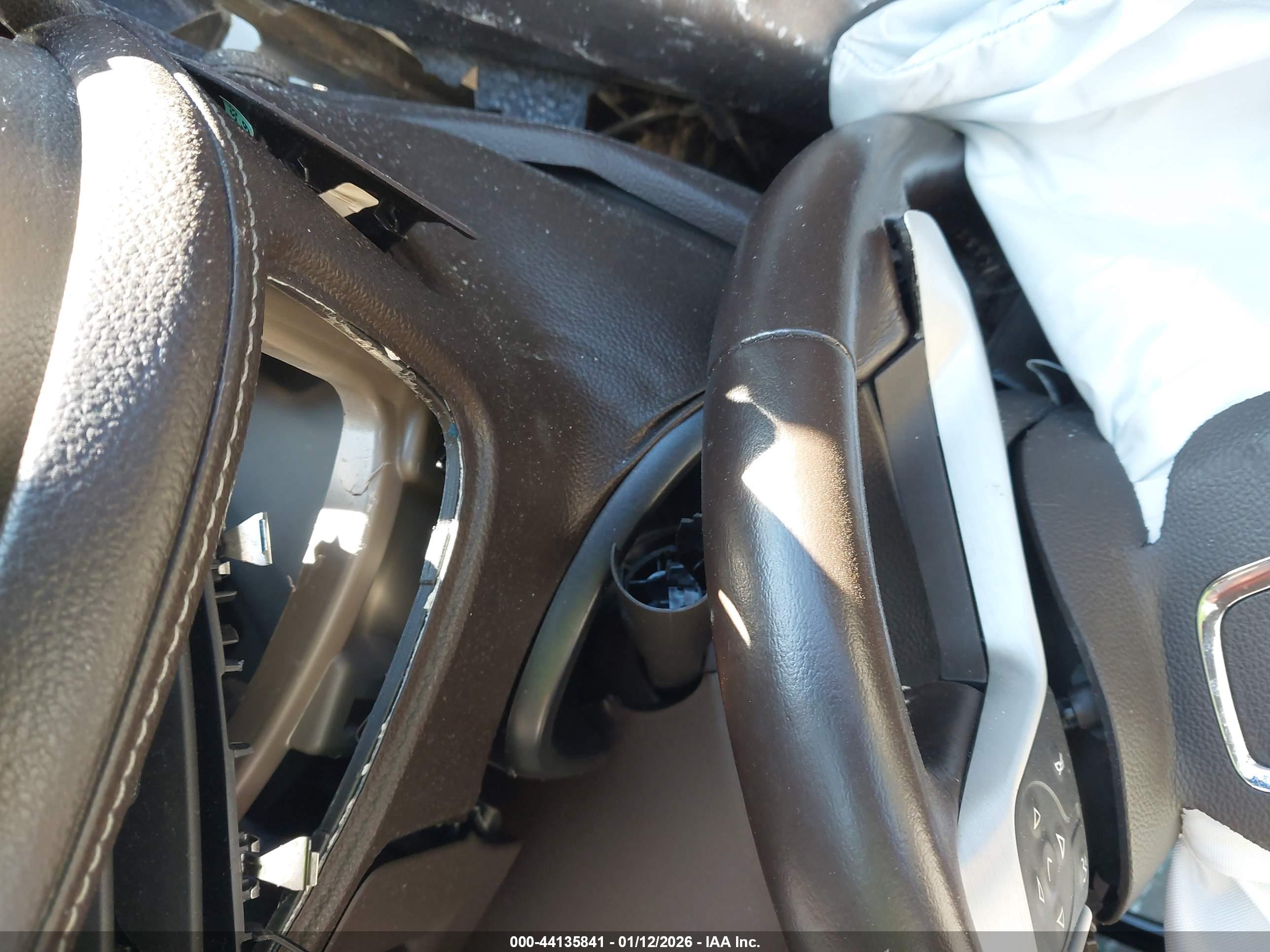 GMC CANYON image 7