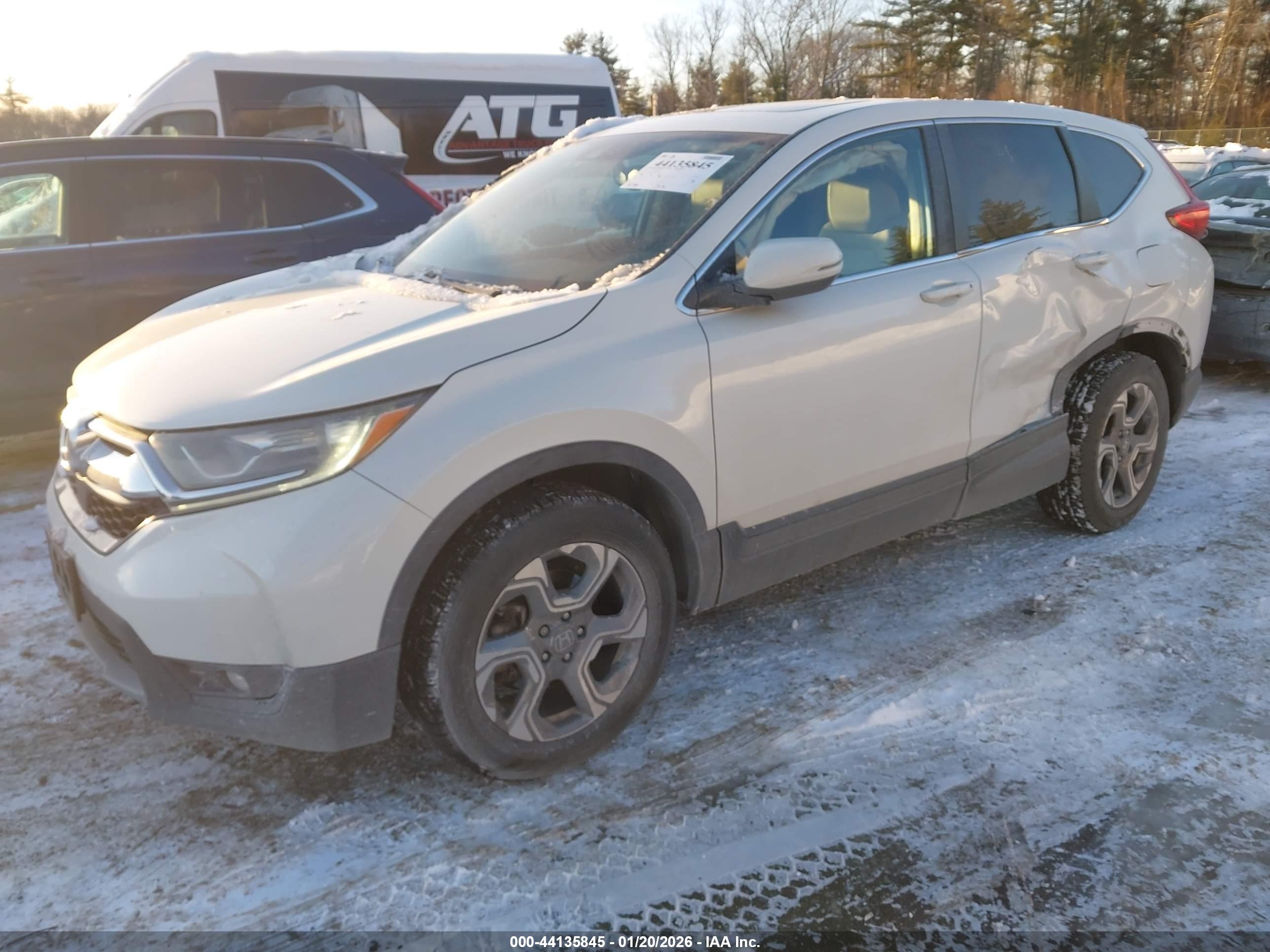 HONDA CR-V image 2