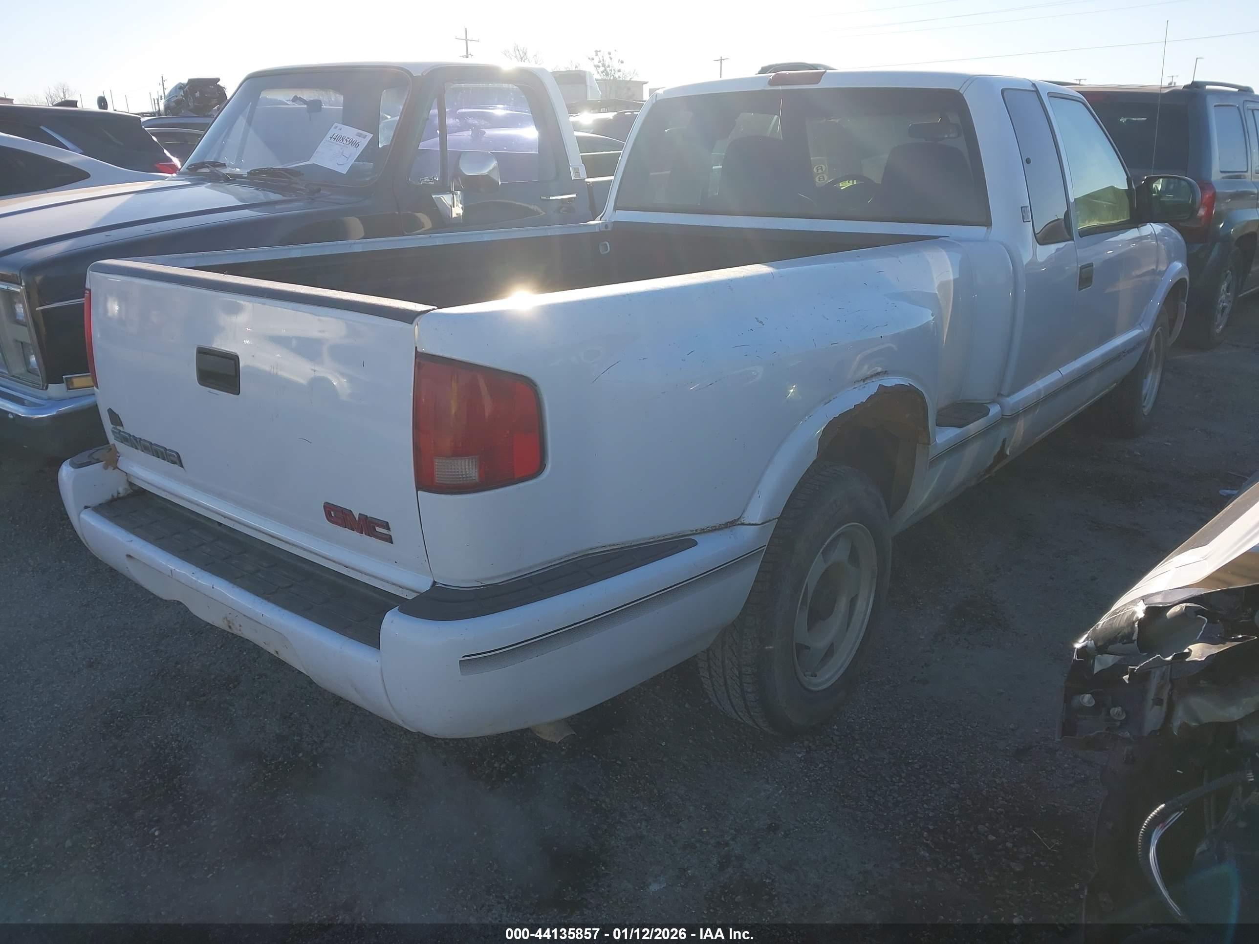 GMC SONOMA image 4
