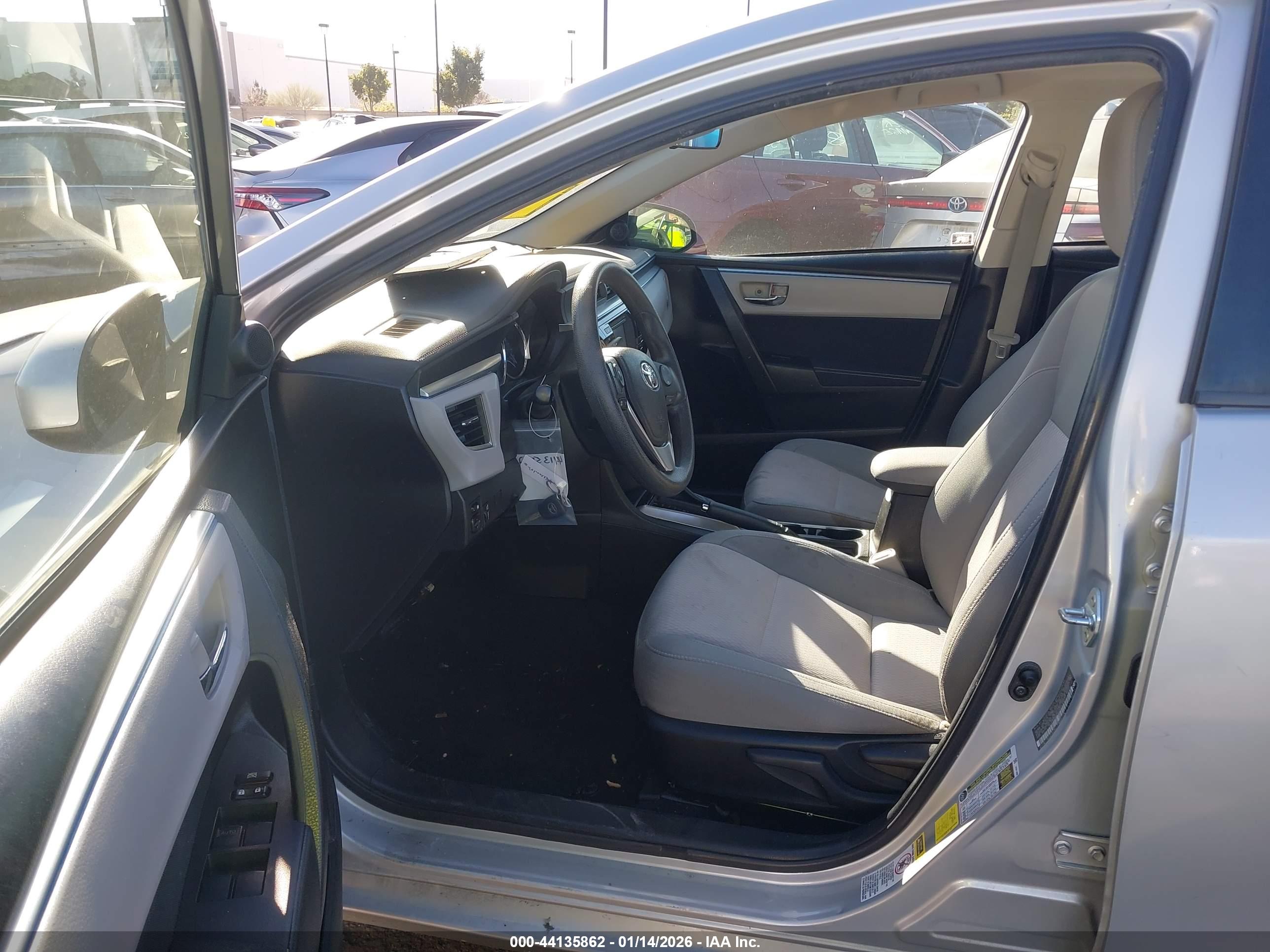 TOYOTA COROLLA image 5