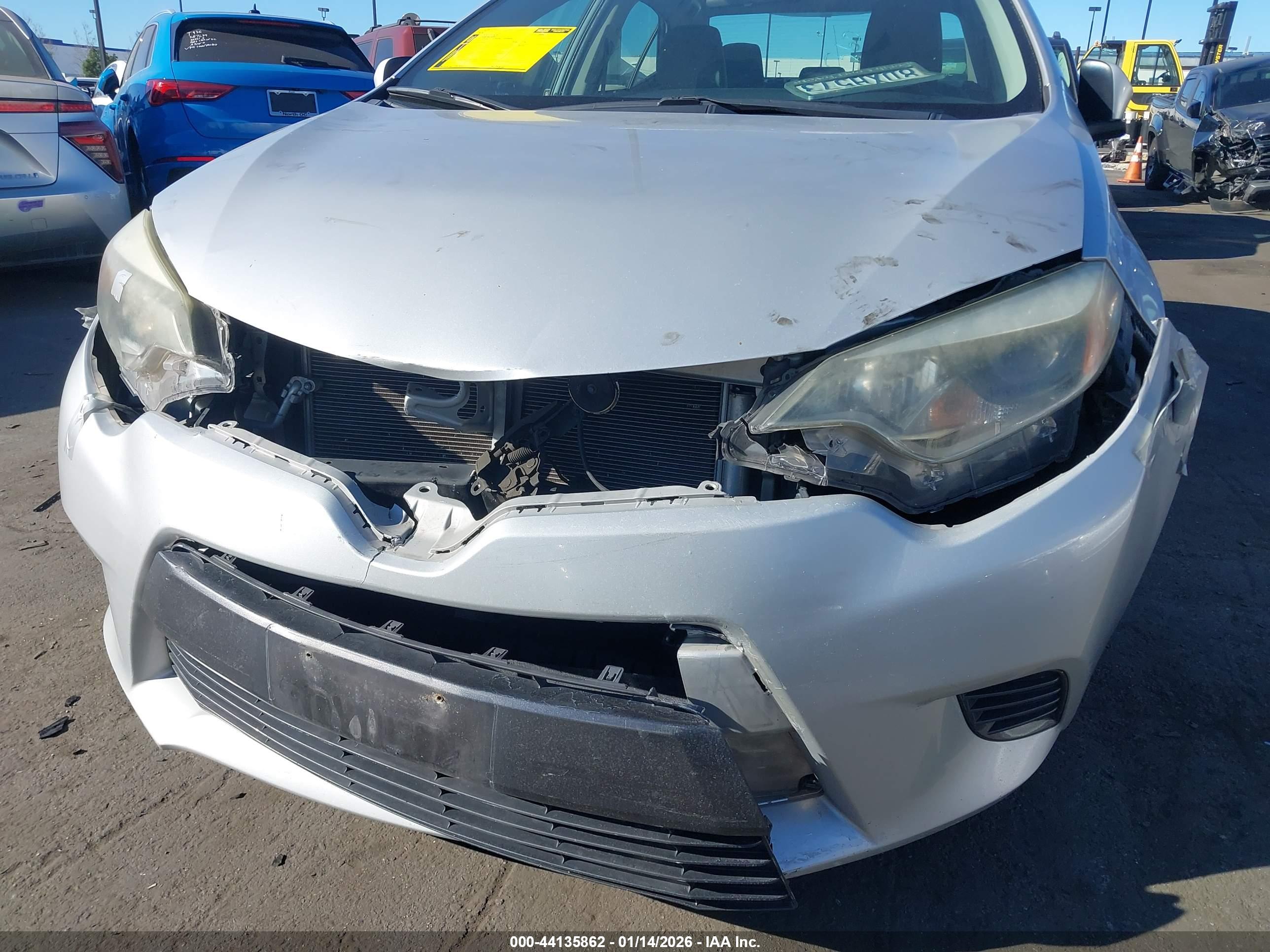 TOYOTA COROLLA image 6