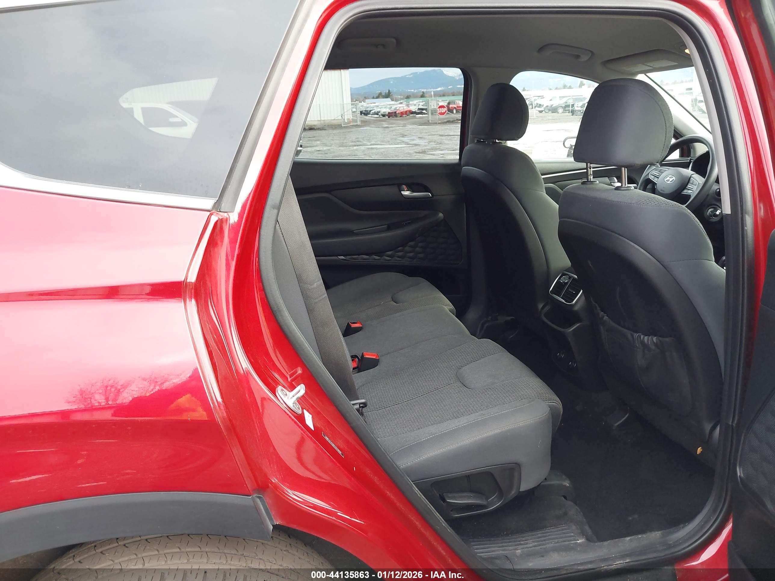 HYUNDAI SANTA image 8