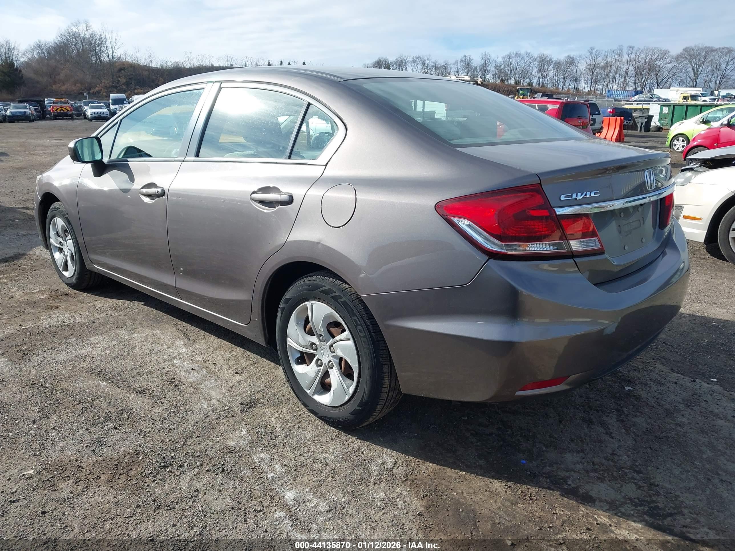 HONDA CIVIC image 3