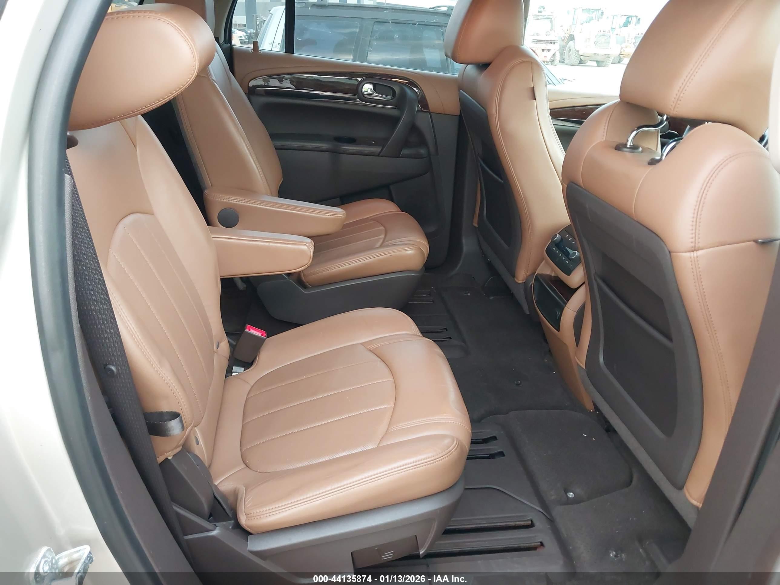 BUICK ENCLAVE image 8