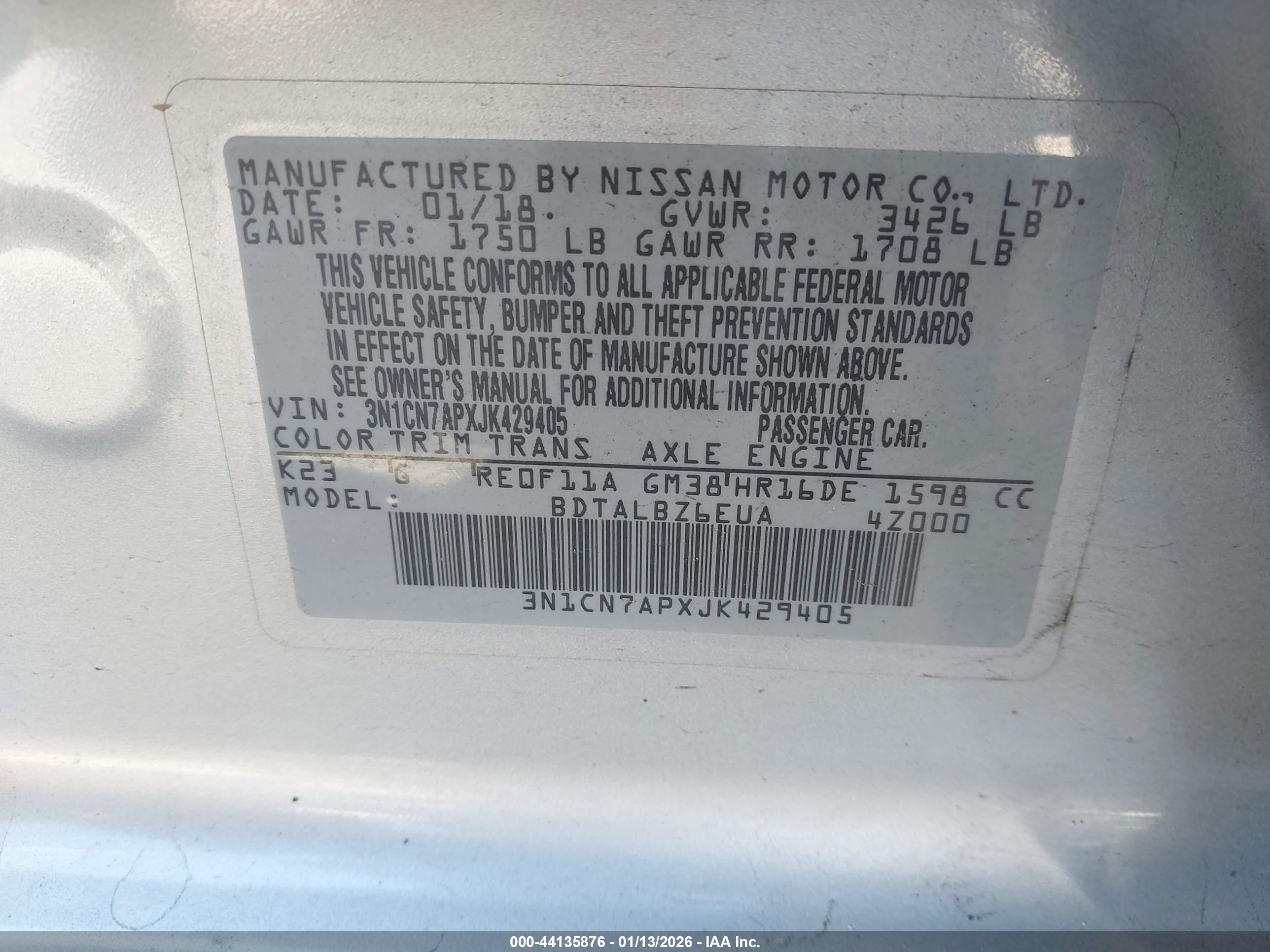 NISSAN VERSA image 9