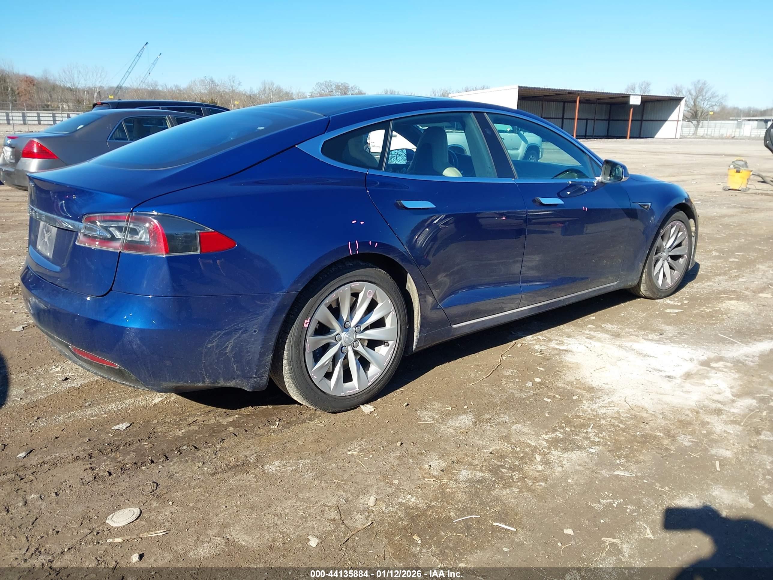 TESLA MODEL image 4