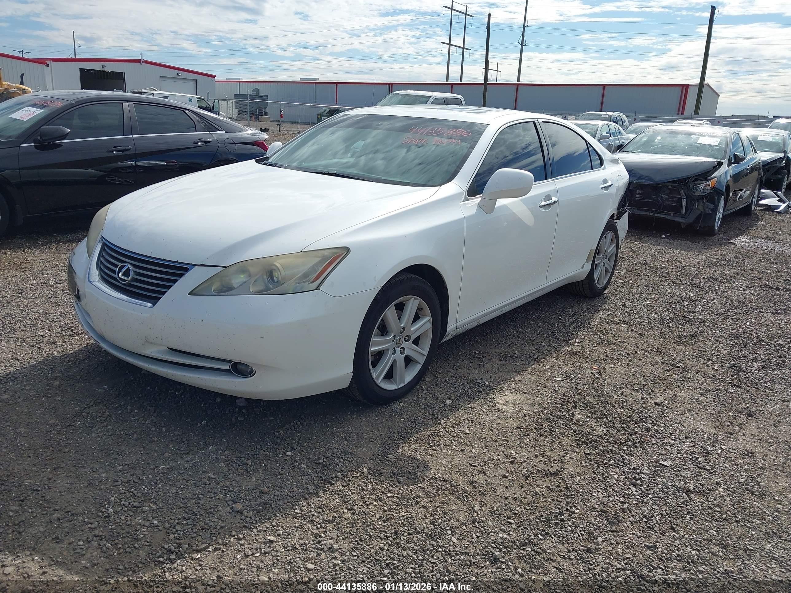 LEXUS ES image 2