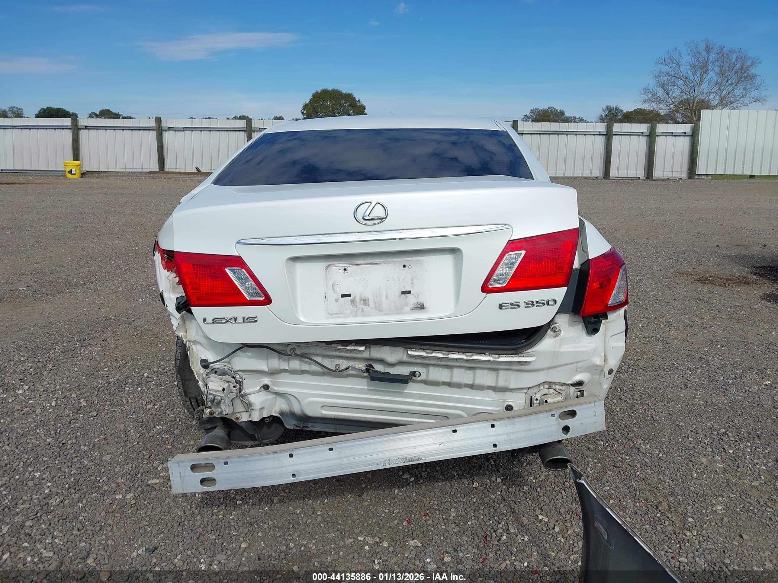 LEXUS ES image 6