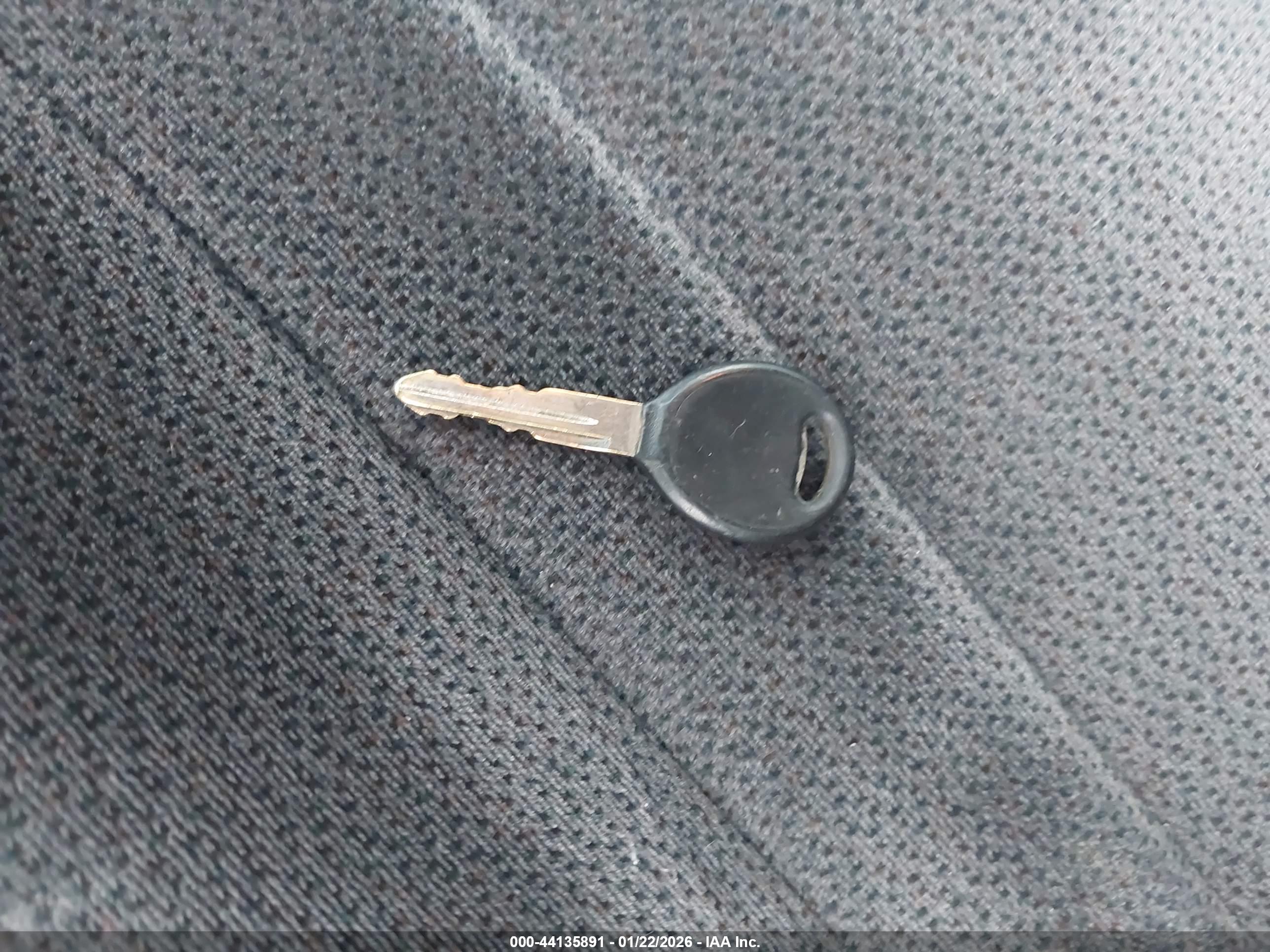 DODGE DAKOTA image 11