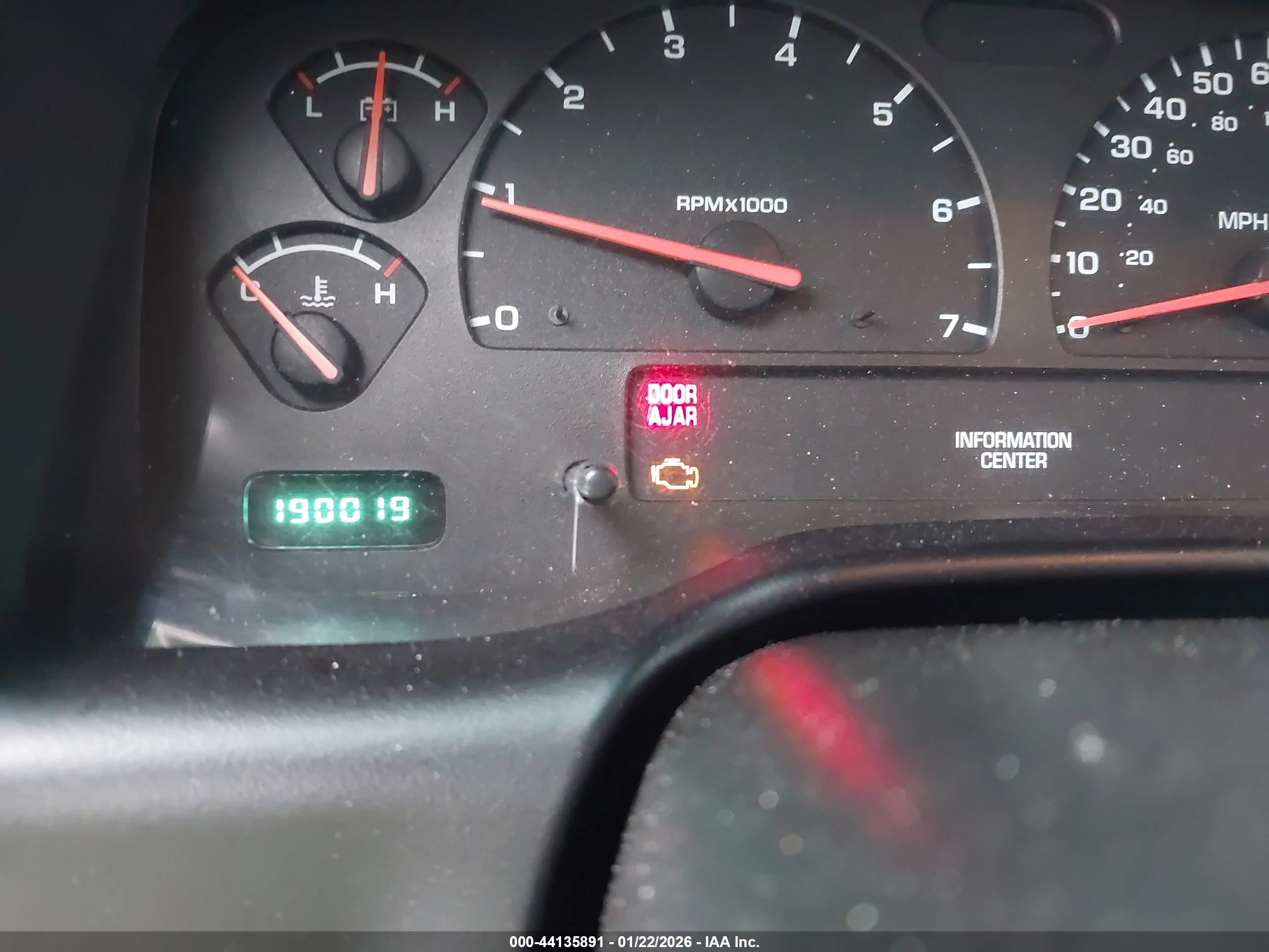 DODGE DAKOTA image 7