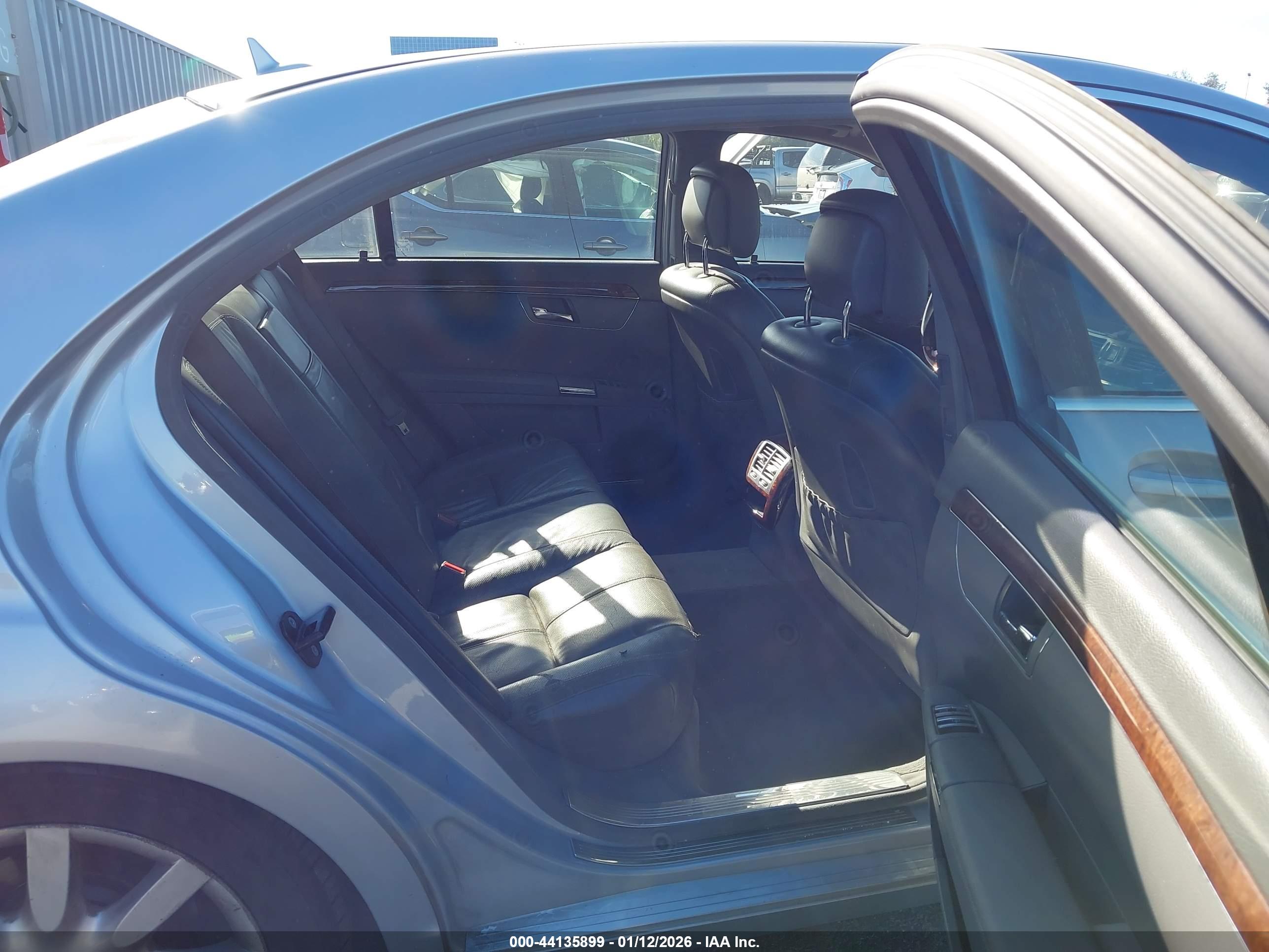 MERCEDES-BENZ S image 8