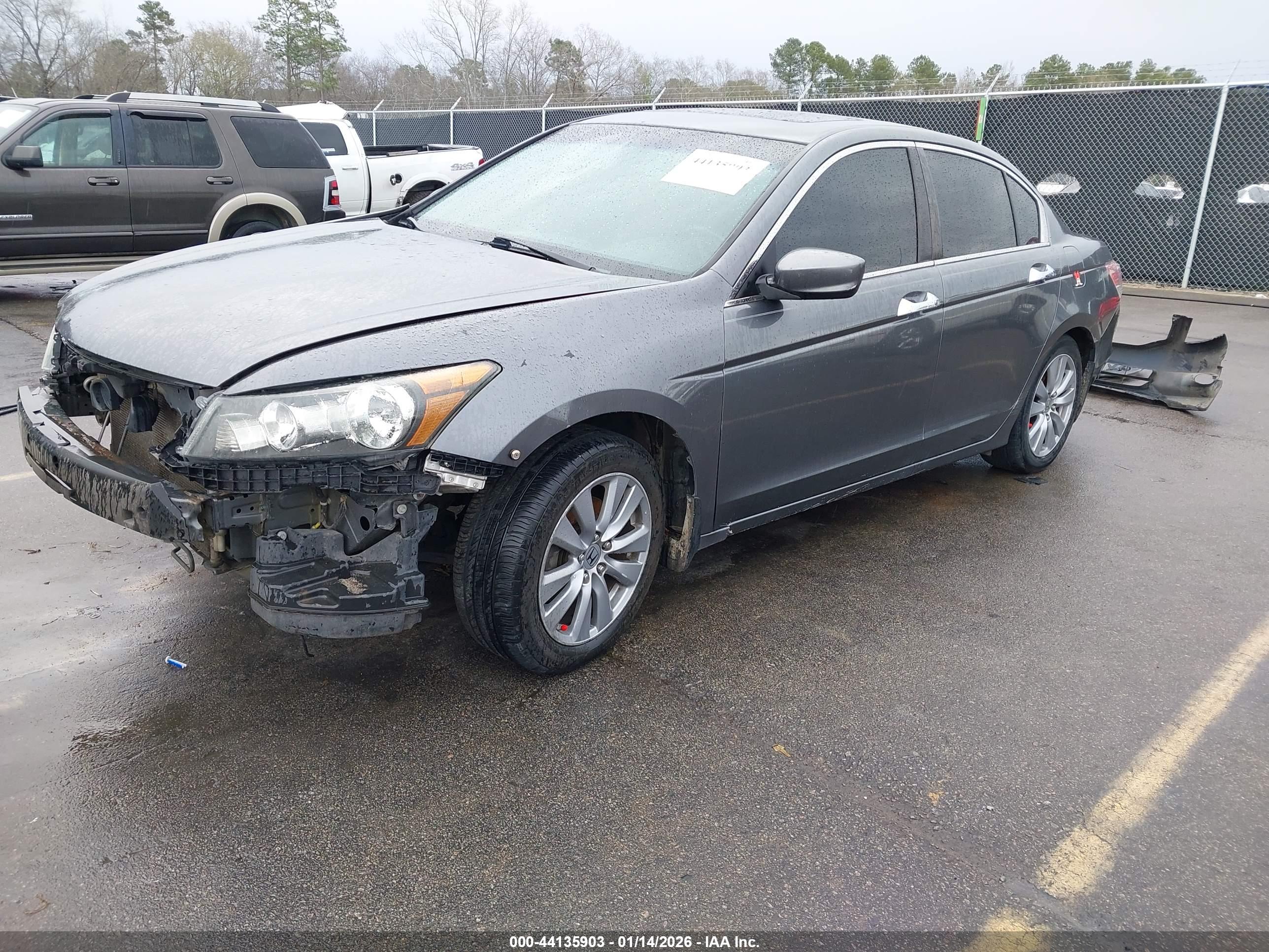 HONDA ACCORD image 2