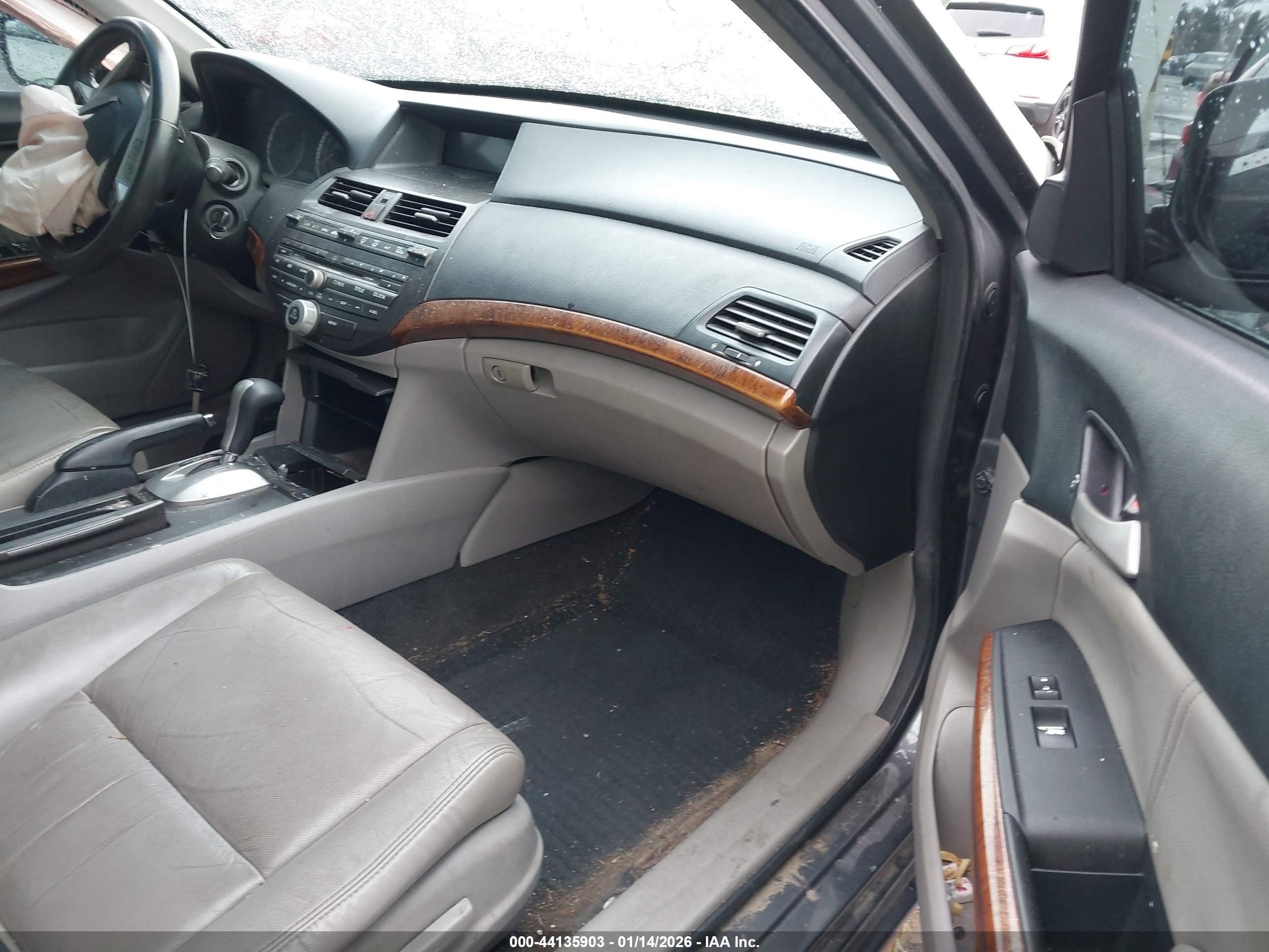 HONDA ACCORD image 5
