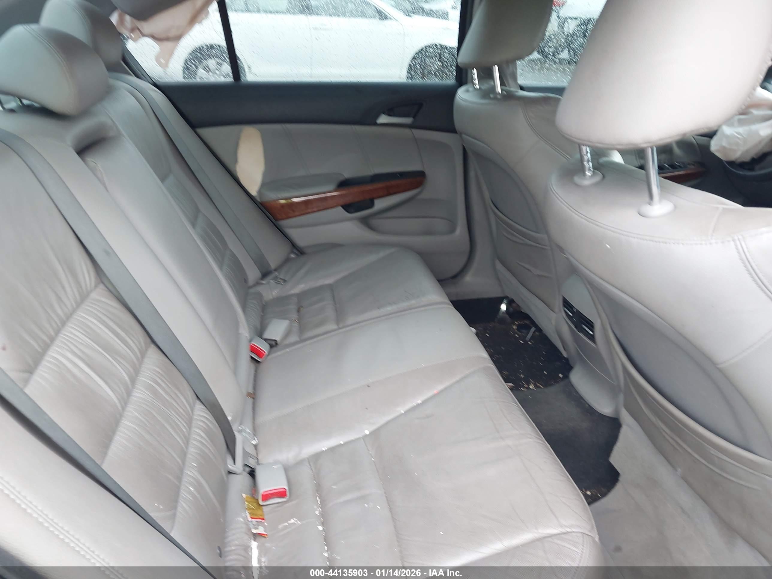 HONDA ACCORD image 8