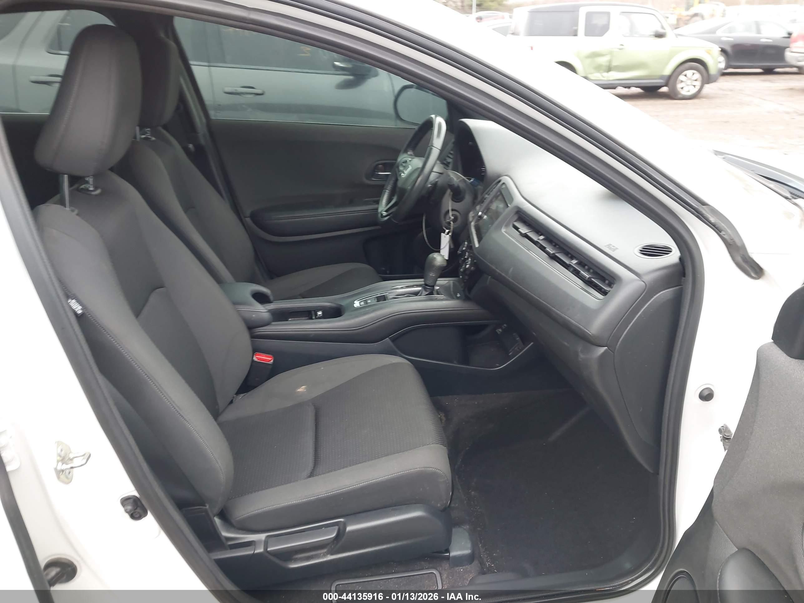 HONDA HR-V image 5