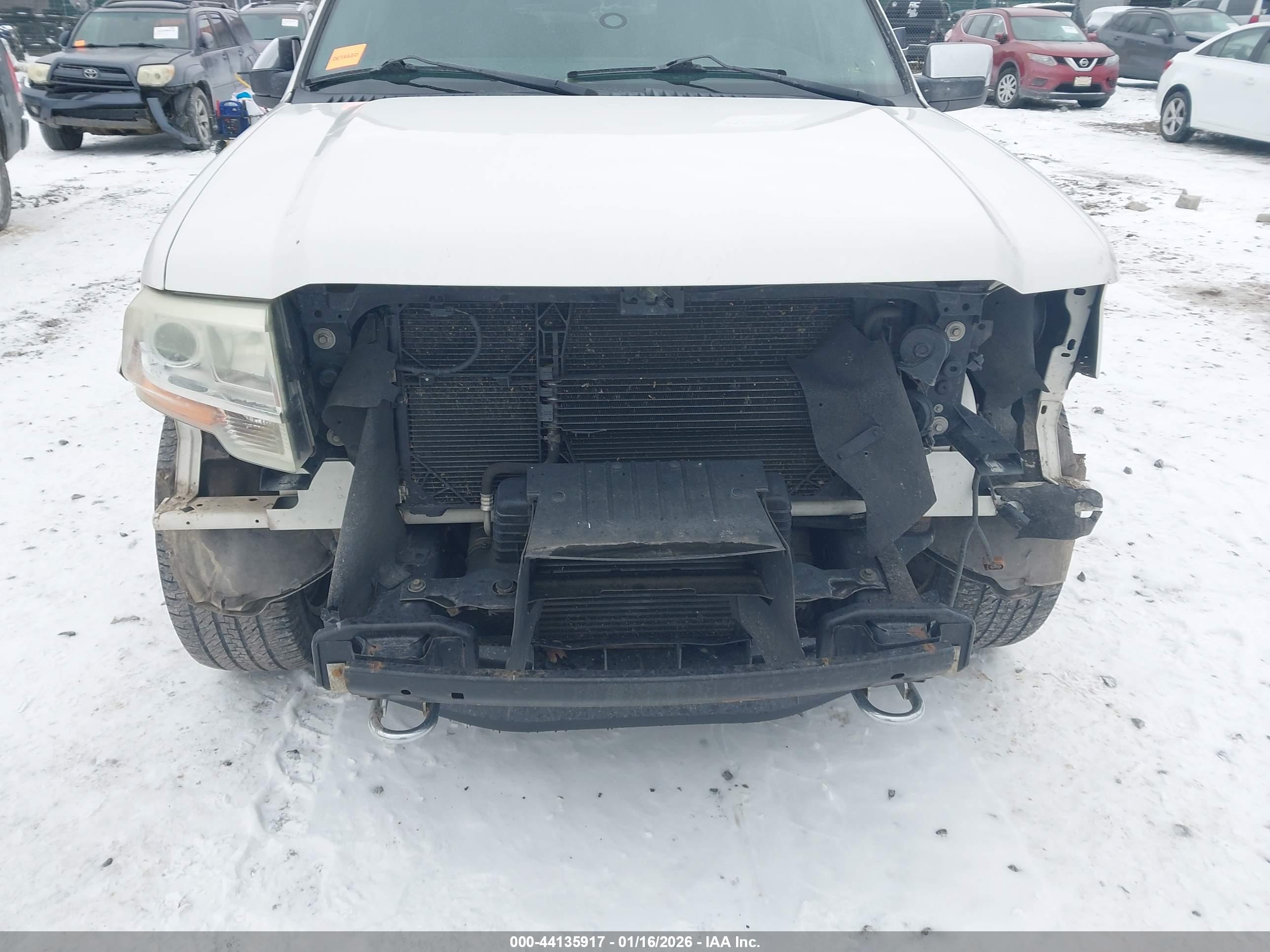 FORD EXPEDITION image 6