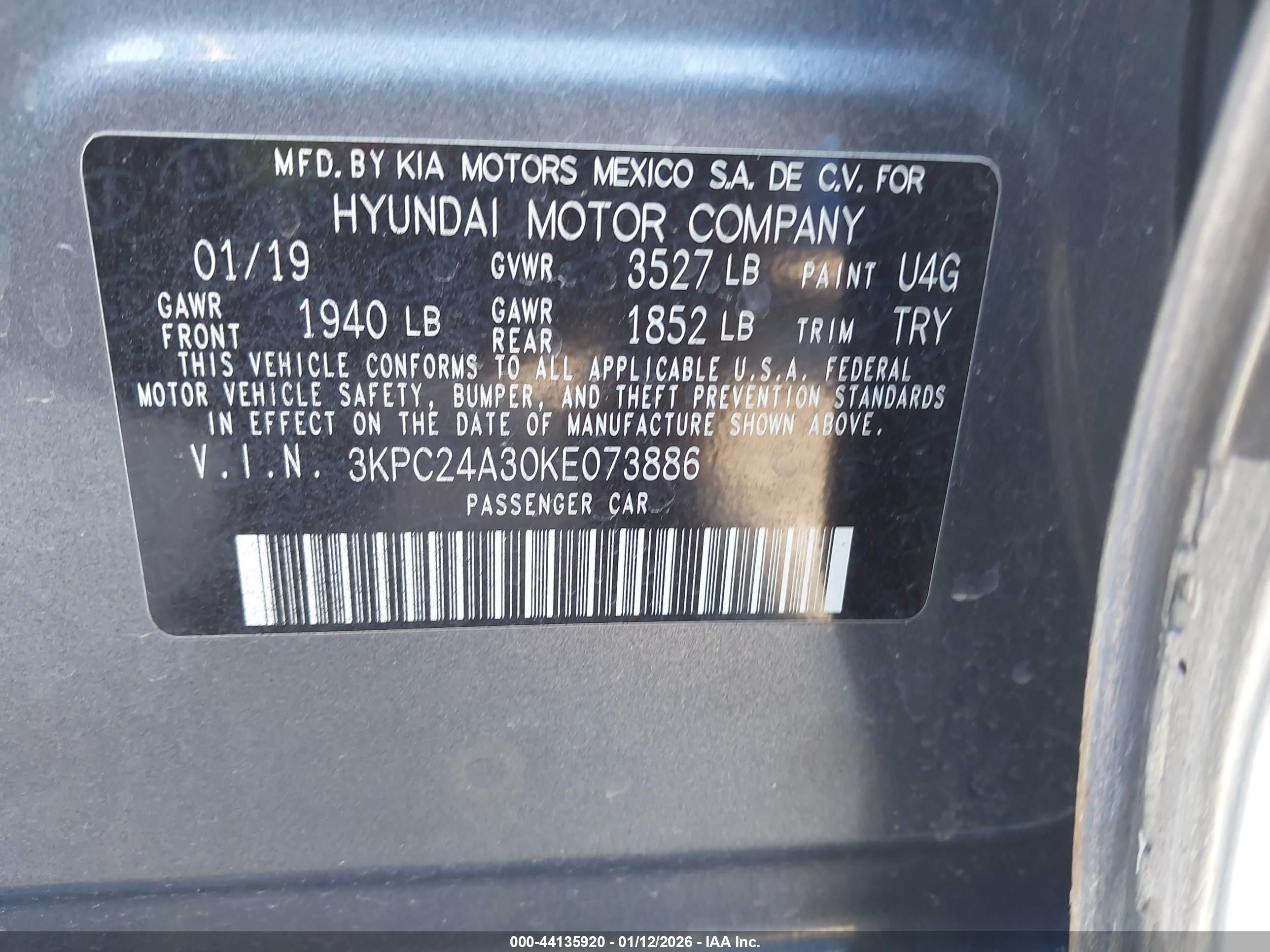 HYUNDAI ACCENT image 9