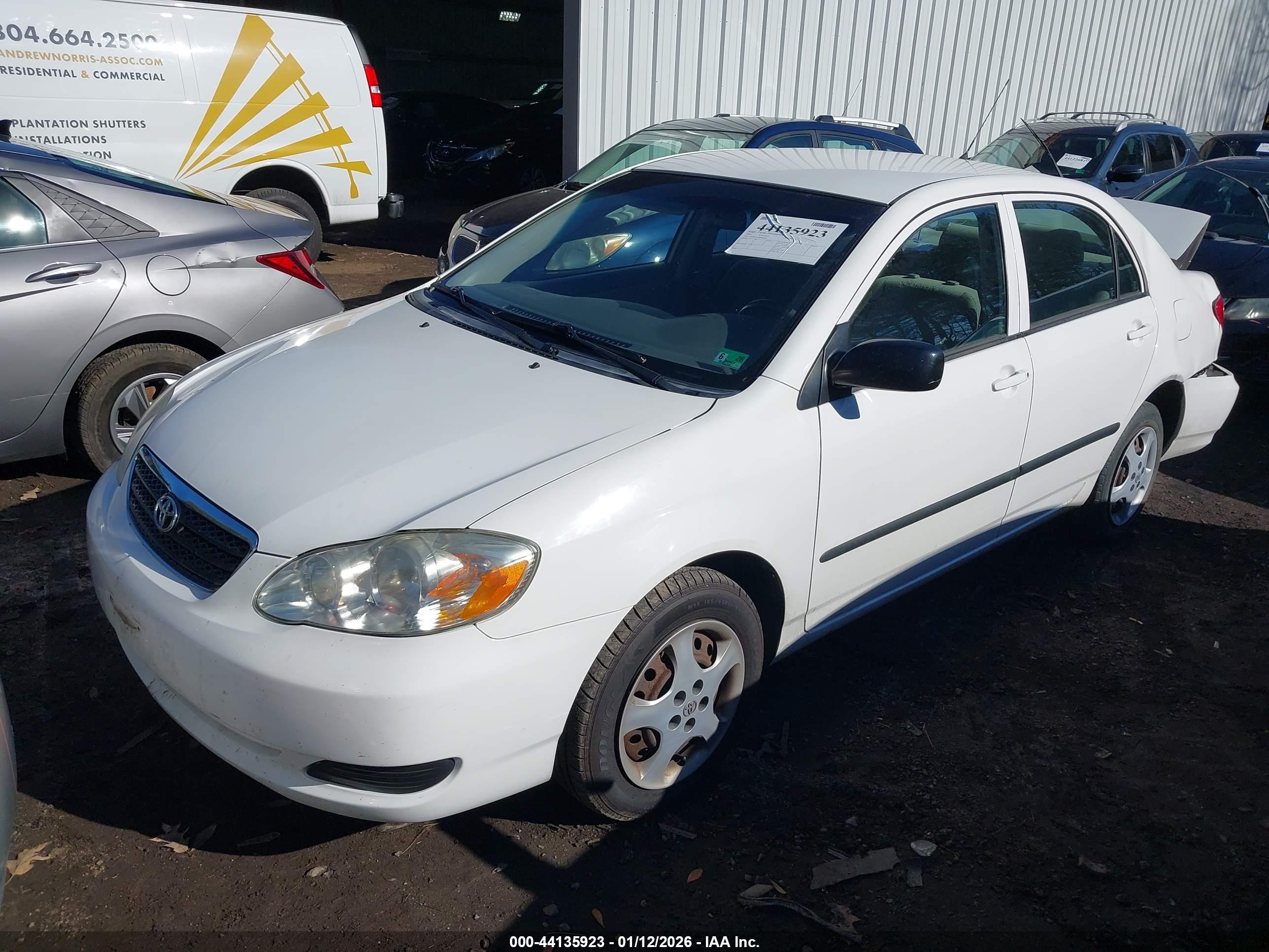TOYOTA COROLLA image 2