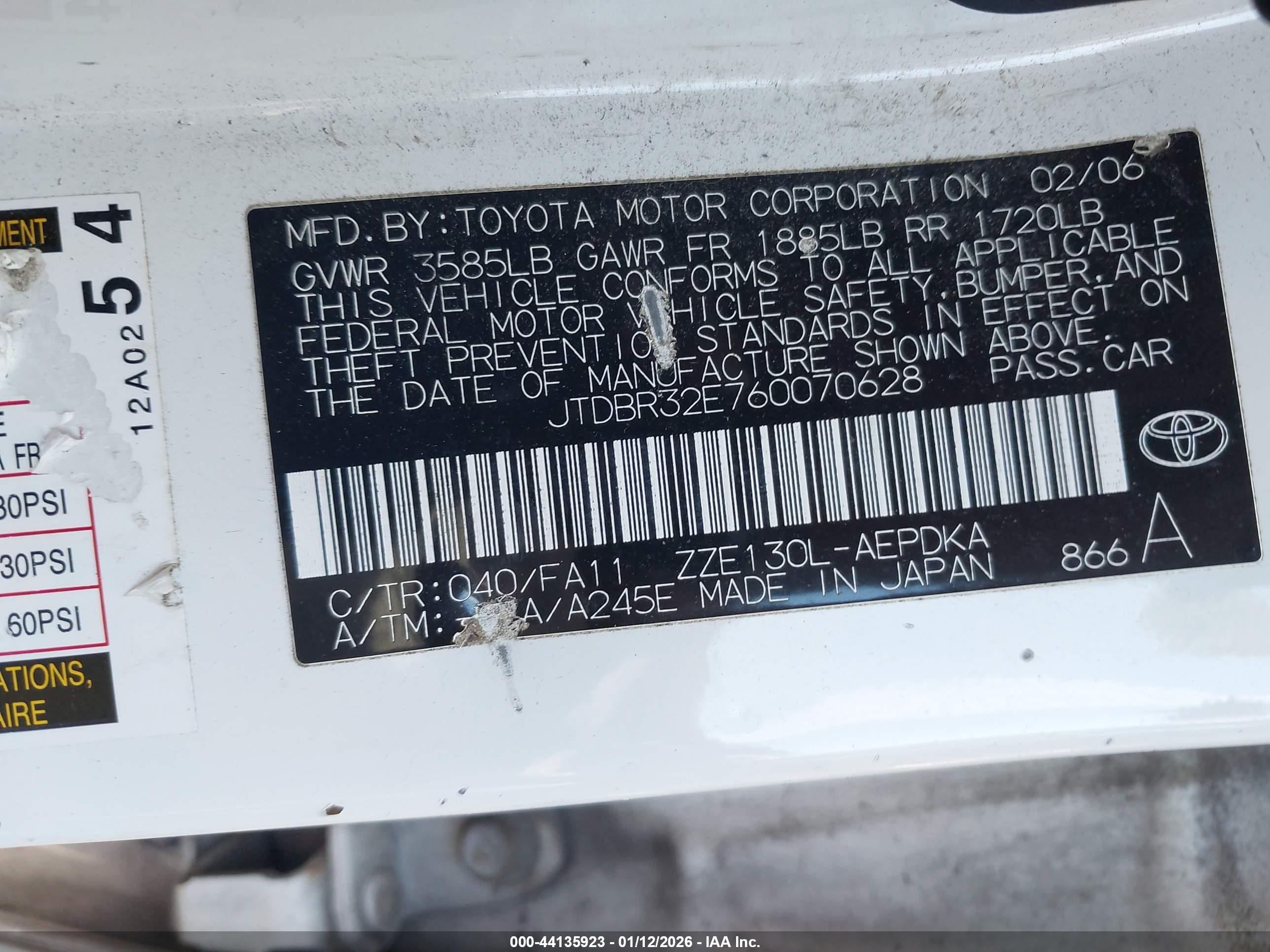 TOYOTA COROLLA image 9