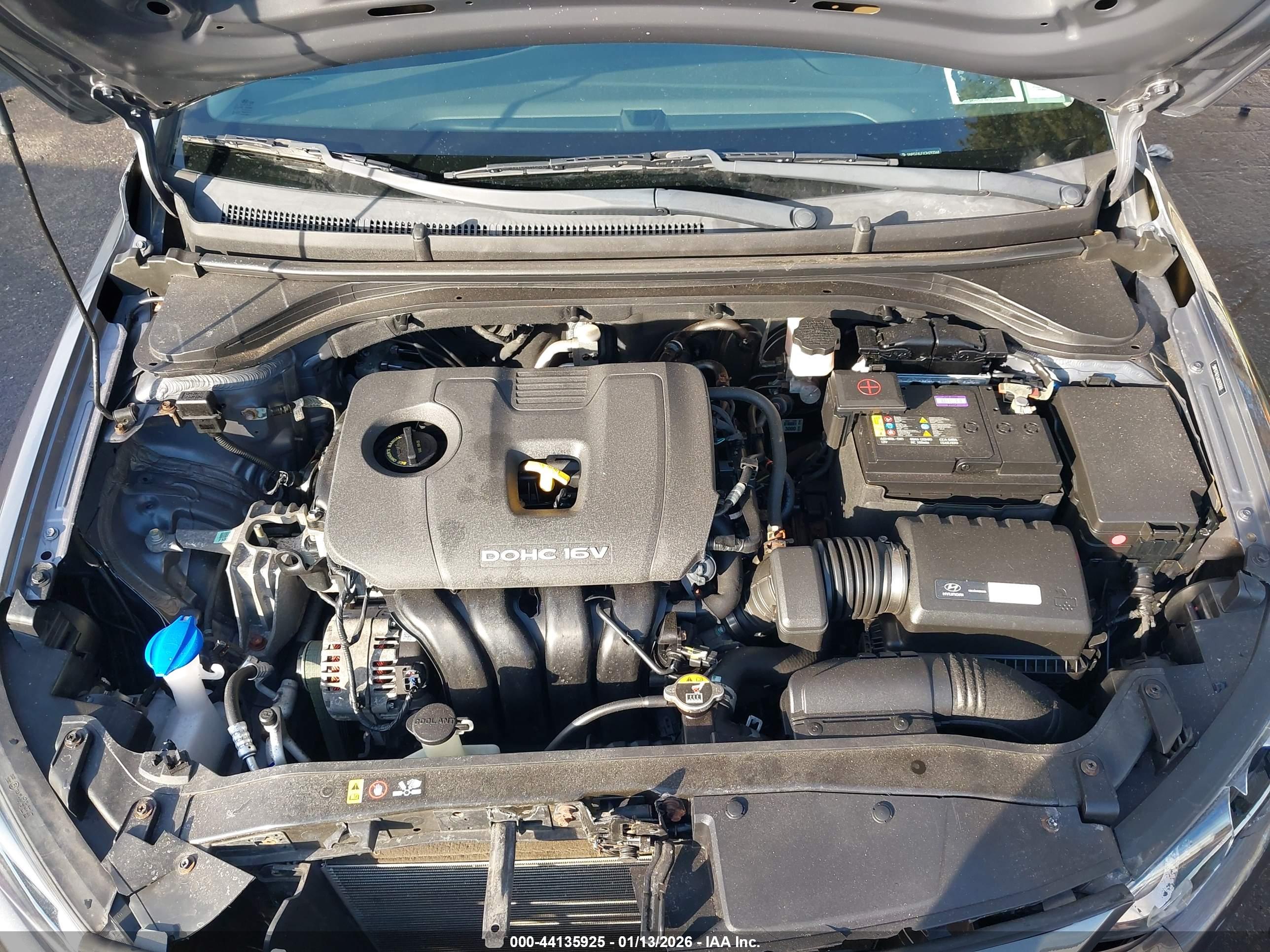 HYUNDAI ELANTRA image 10